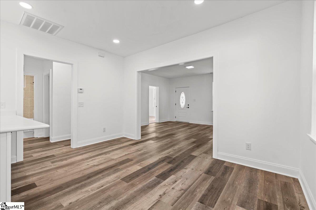 99 Allen Avenue Spartanburg, SC 29303
