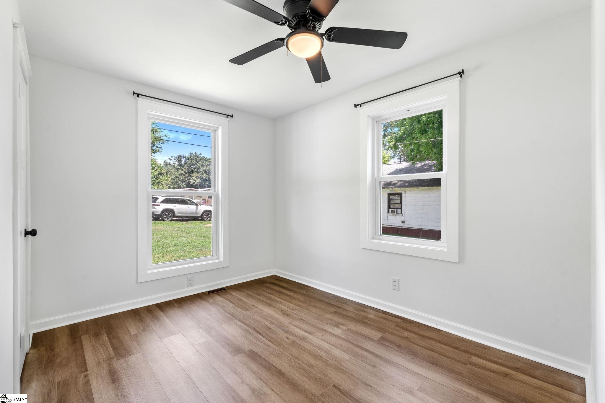 12 Hudson Street Greenville, SC 29609