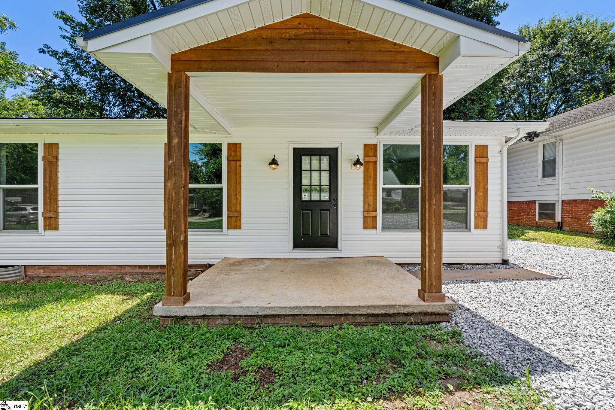 12 Hudson Street Greenville, SC 29609