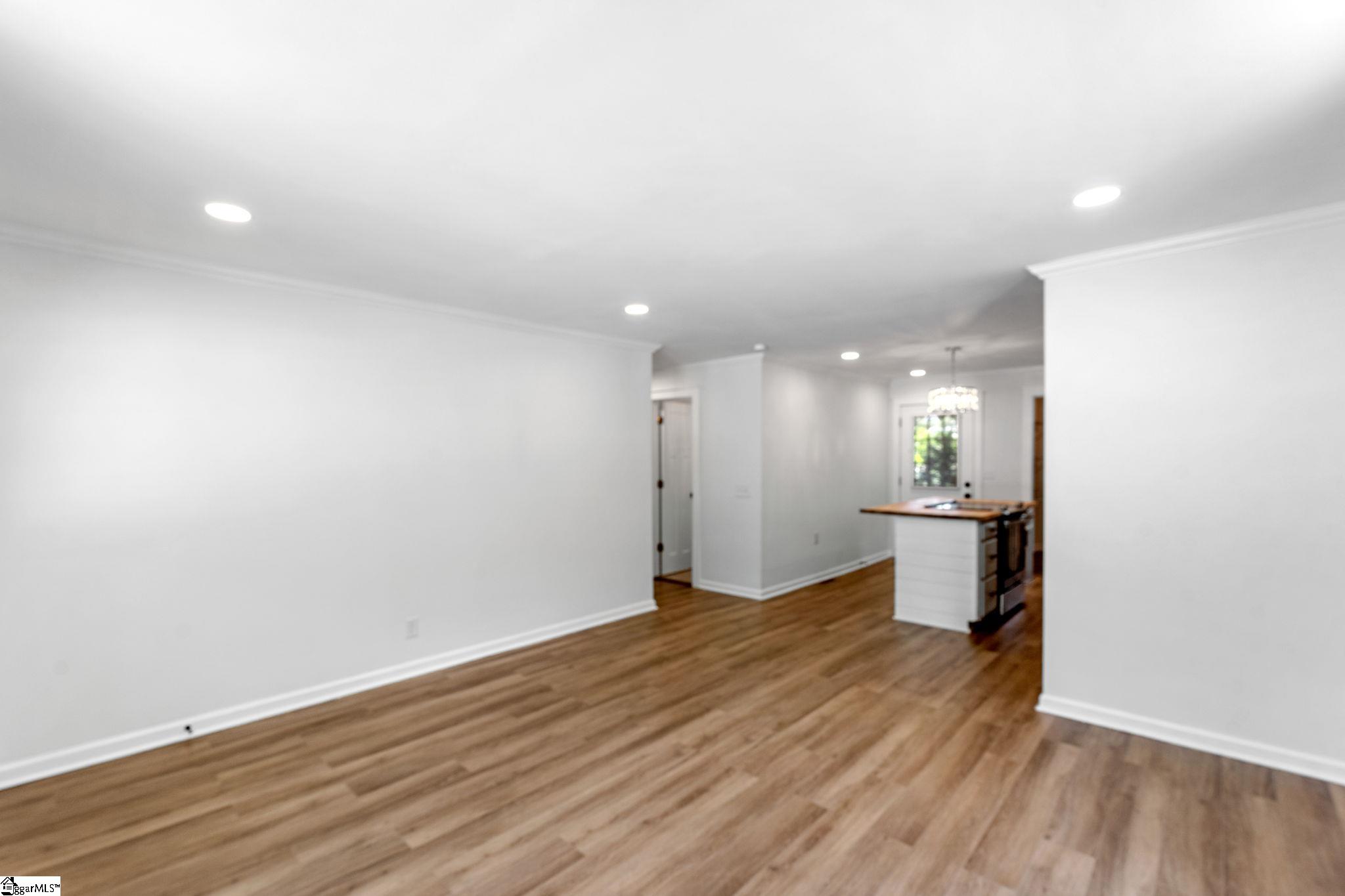 12 Hudson Street Greenville, SC 29609