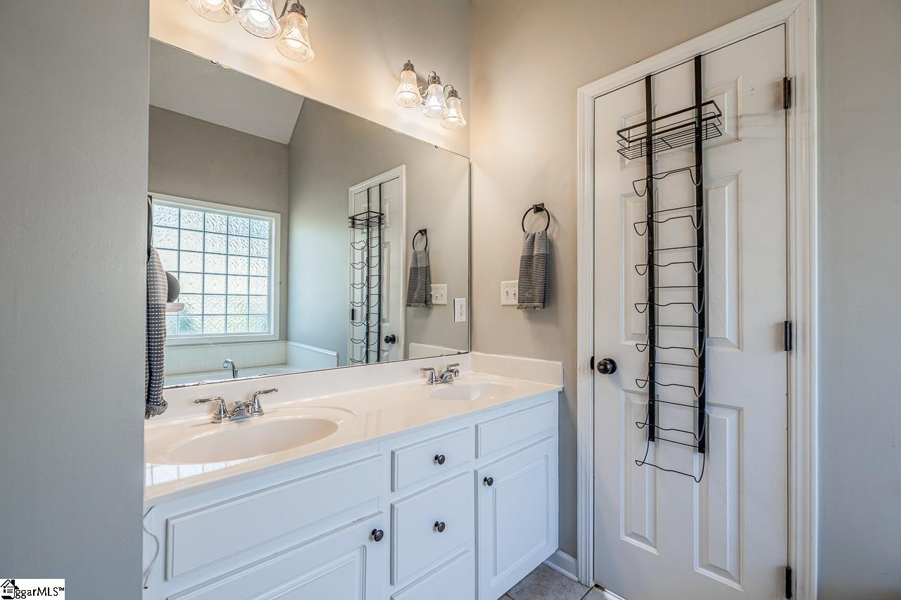 715 S Alderwood Drive Woodruff, SC 29388