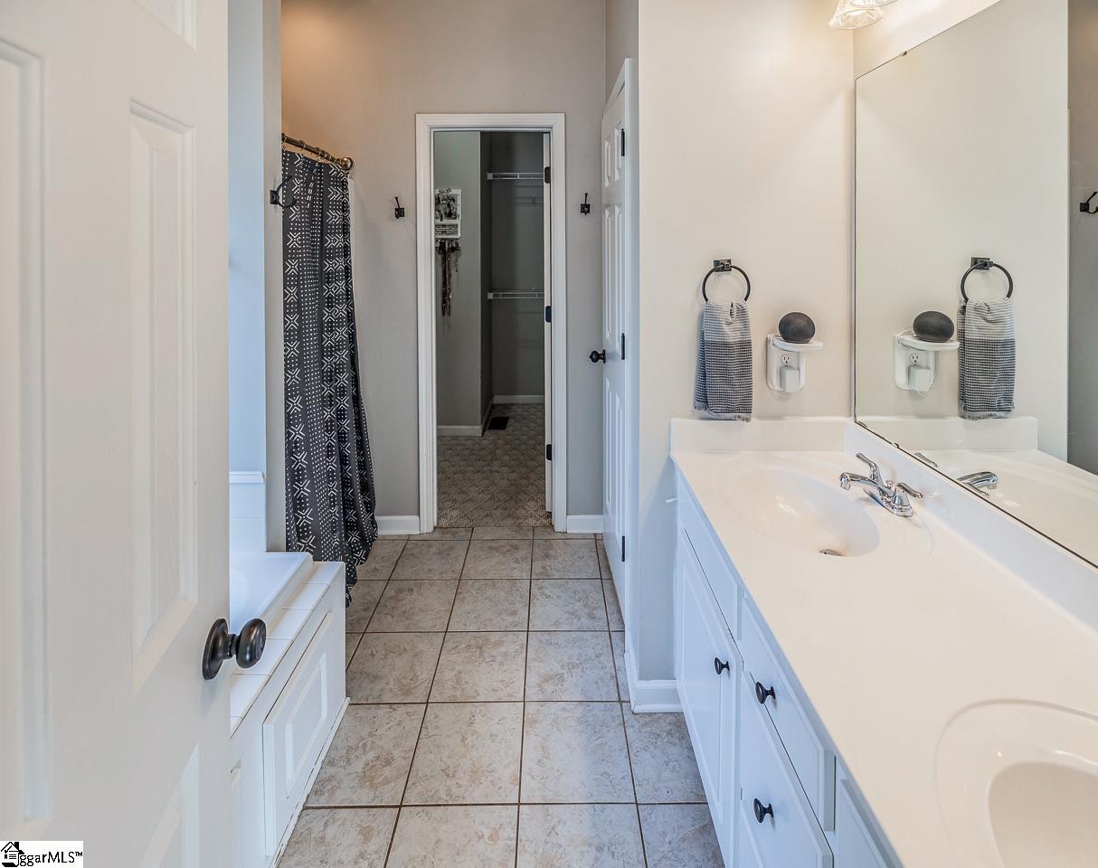 715 S Alderwood Drive Woodruff, SC 29388