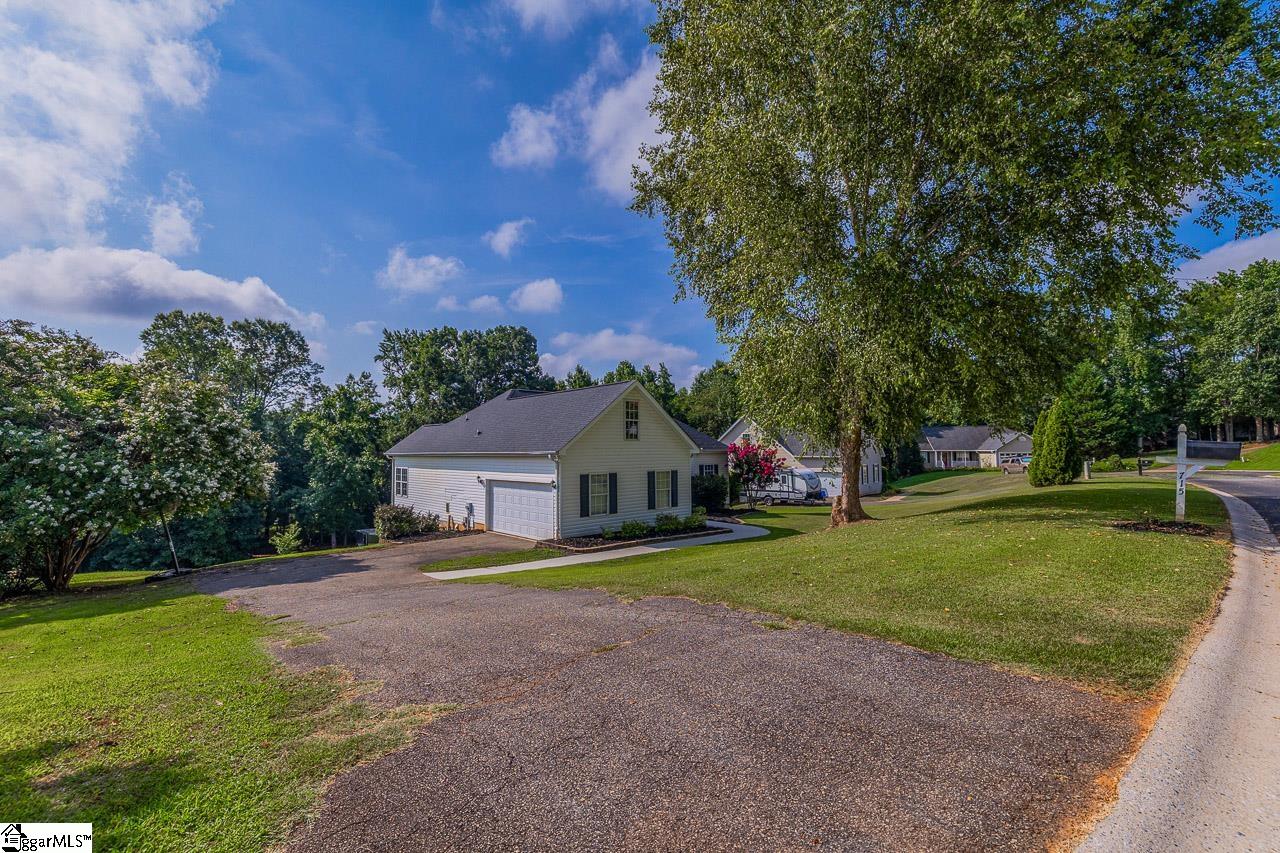715 S Alderwood Drive Woodruff, SC 29388