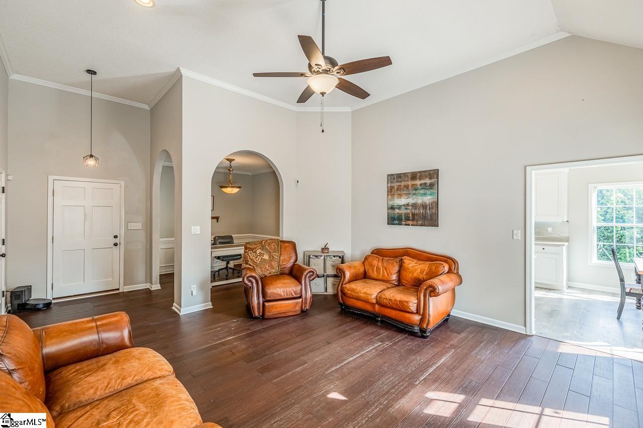 715 S Alderwood Drive Woodruff, SC 29388