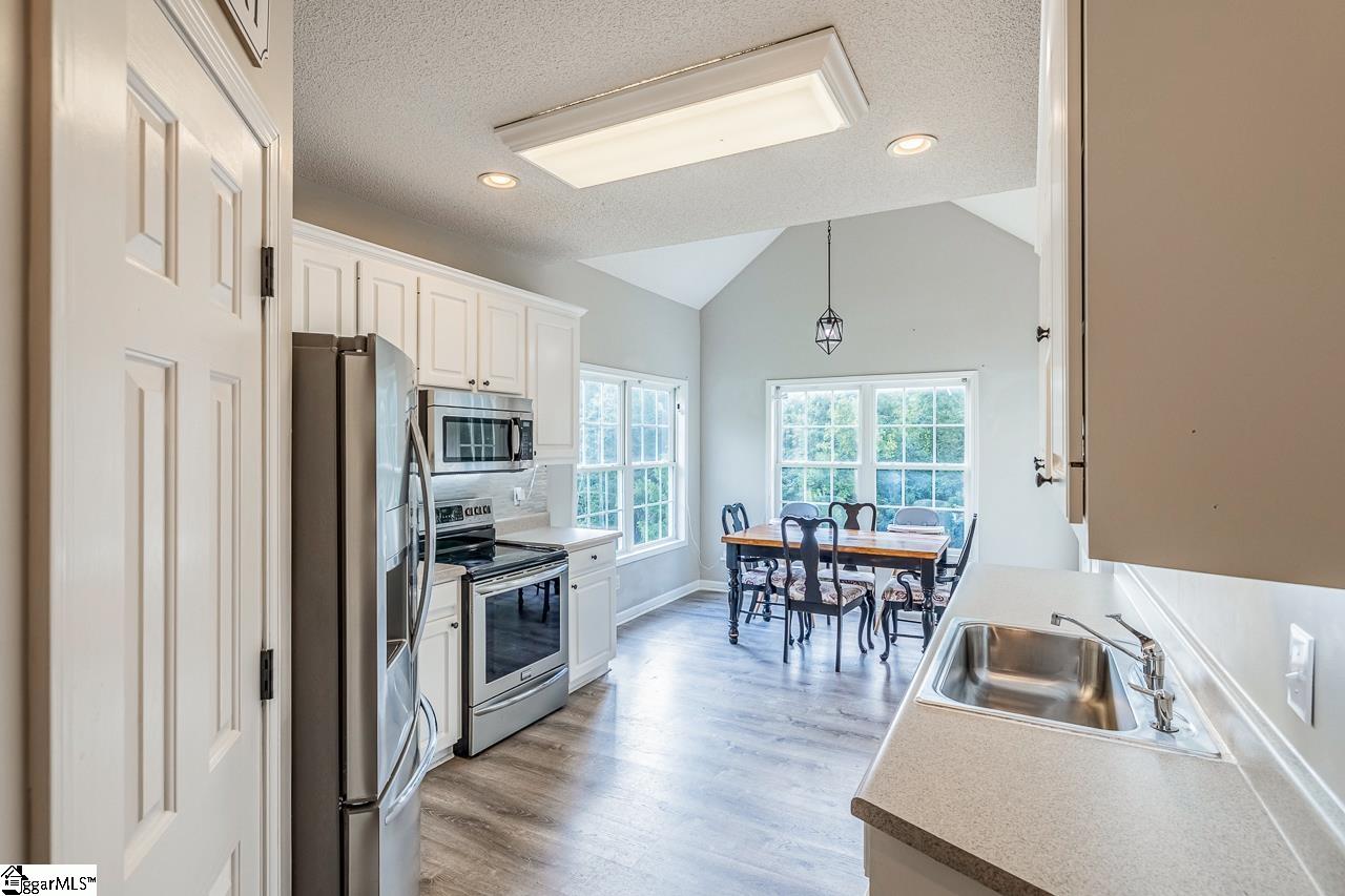 715 S Alderwood Drive Woodruff, SC 29388