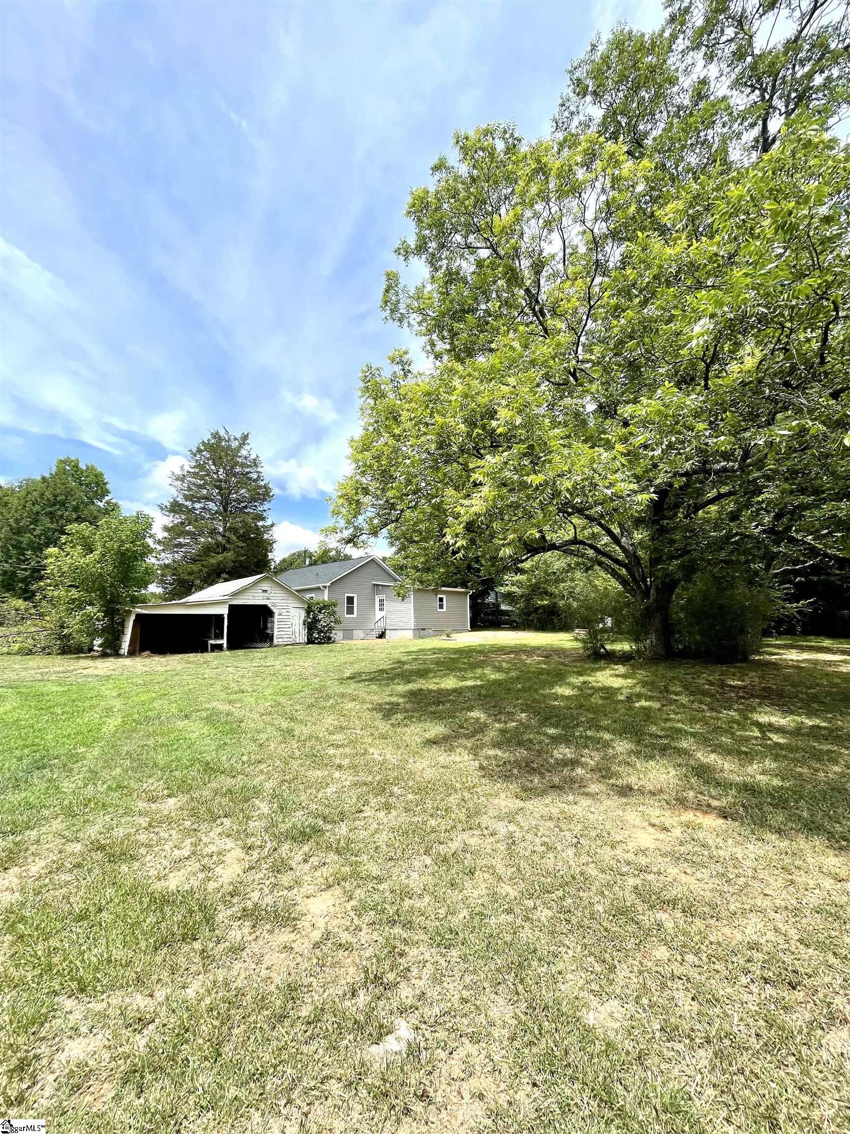 129 Montgomery Street Roebuck, SC 29376