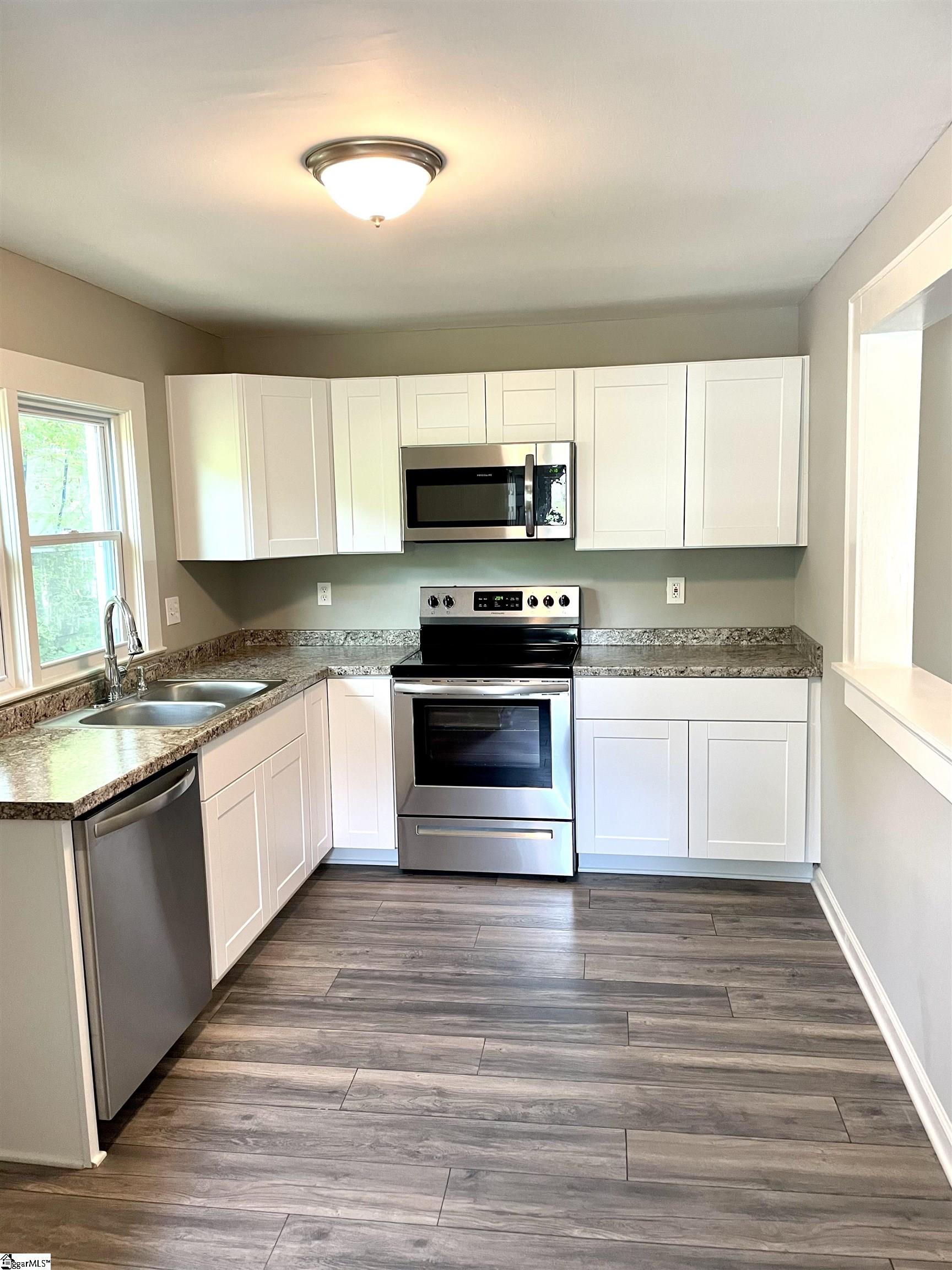 129 Montgomery Street Roebuck, SC 29376