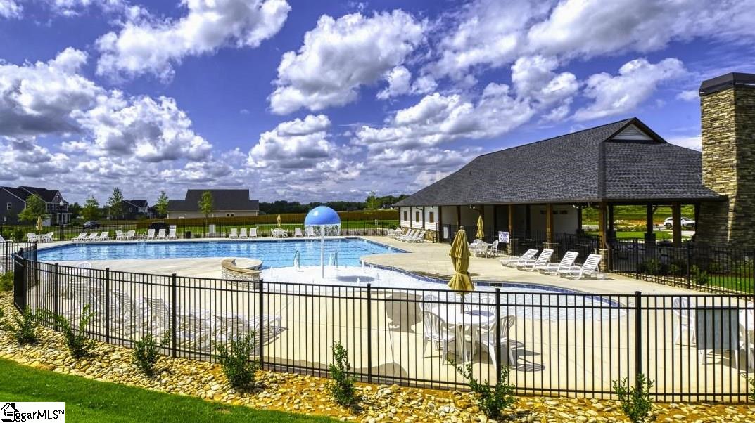 942 Bee Balm Way Woodruff, SC 29388