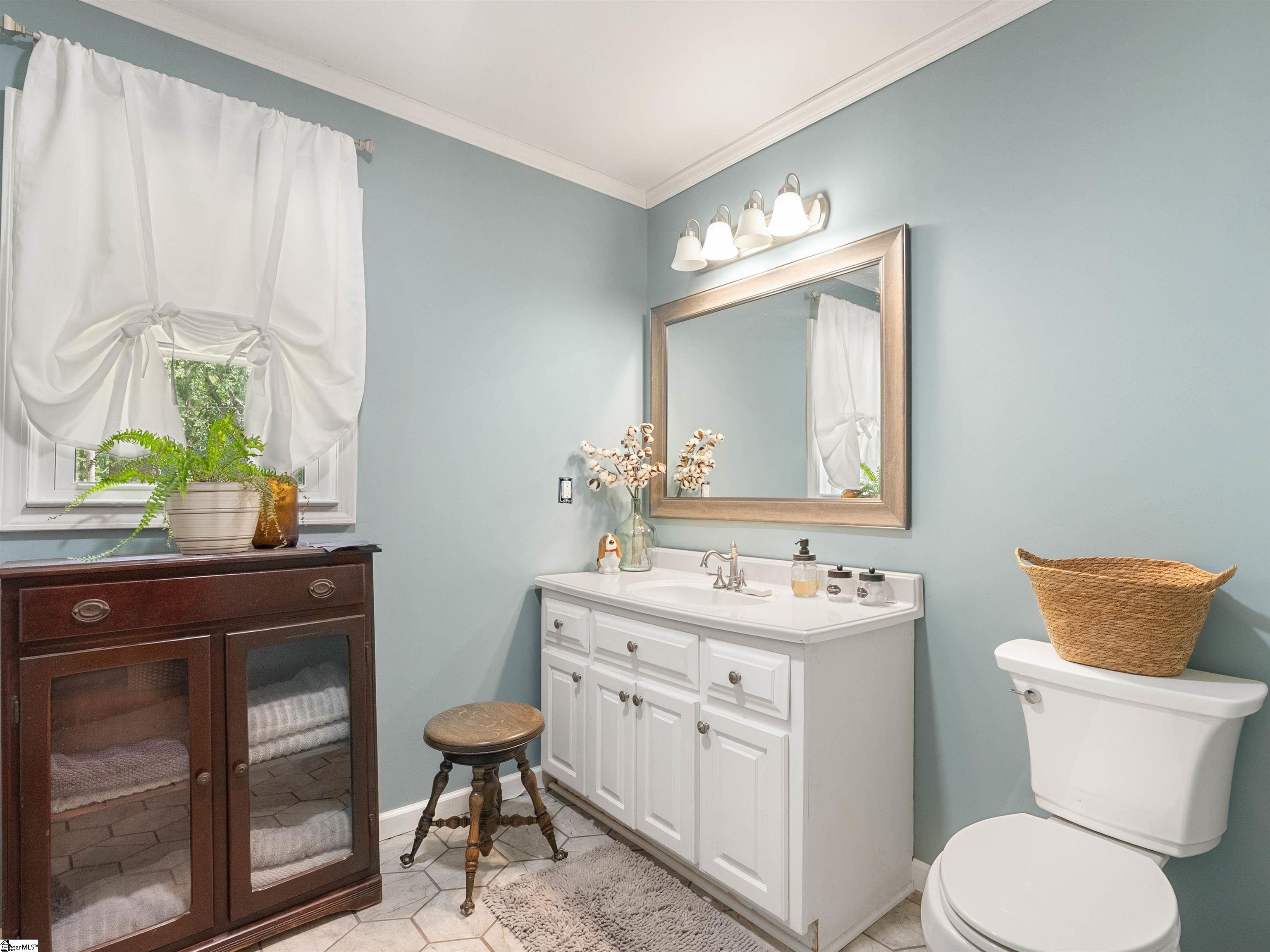 115 Kingston Drive Laurens, SC 29360