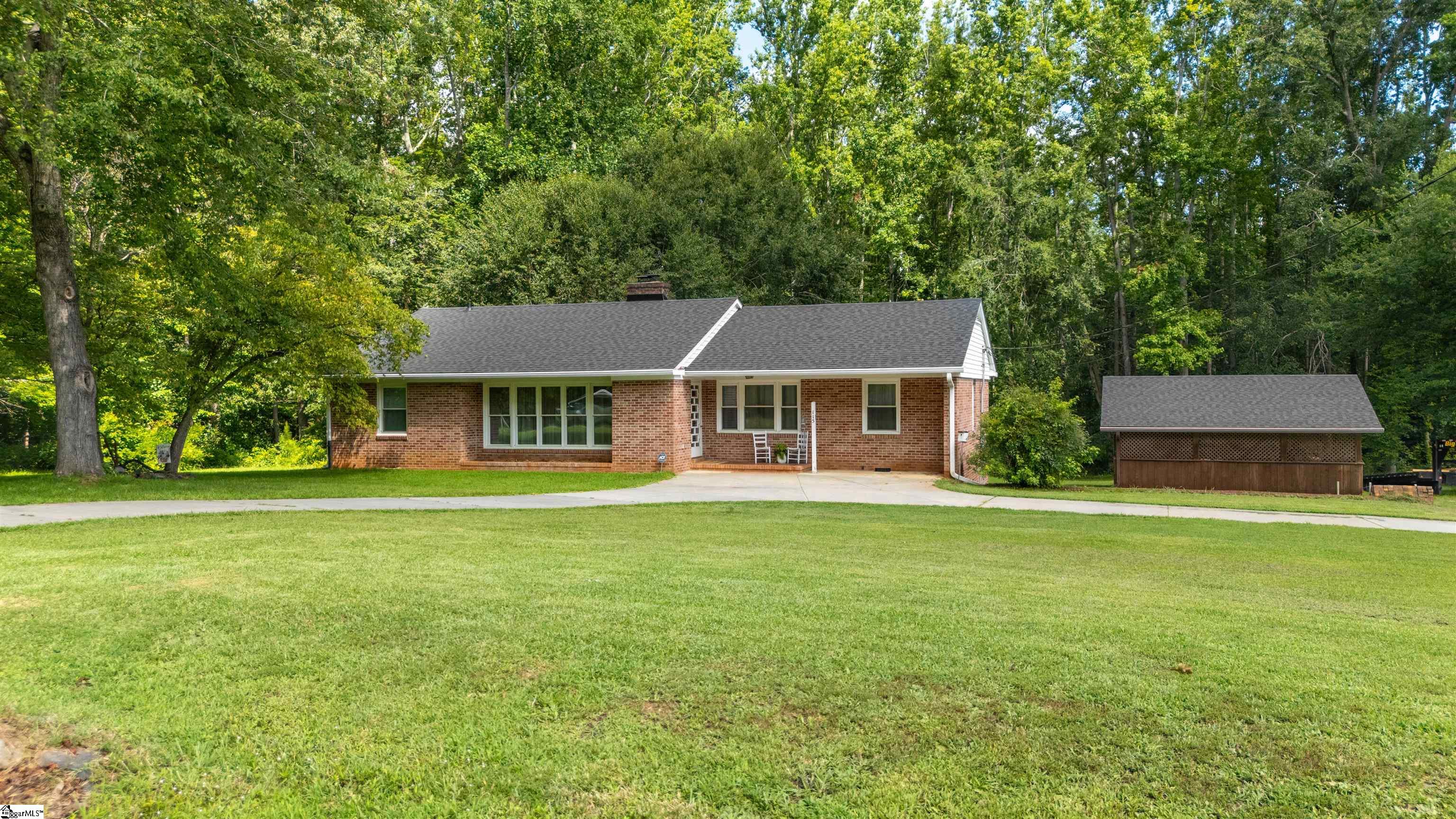 115 Kingston Drive Laurens, SC 29360