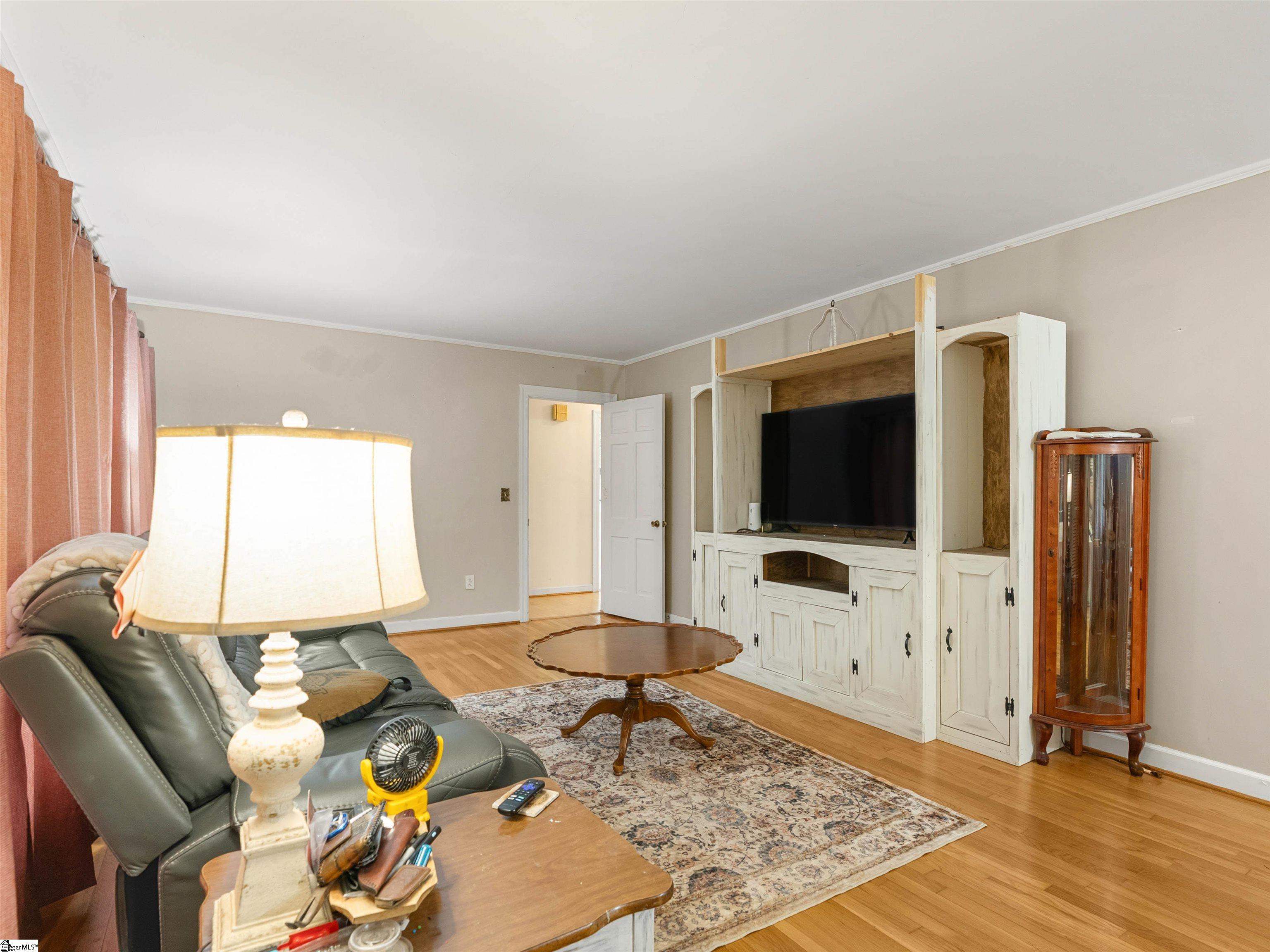 115 Kingston Drive Laurens, SC 29360
