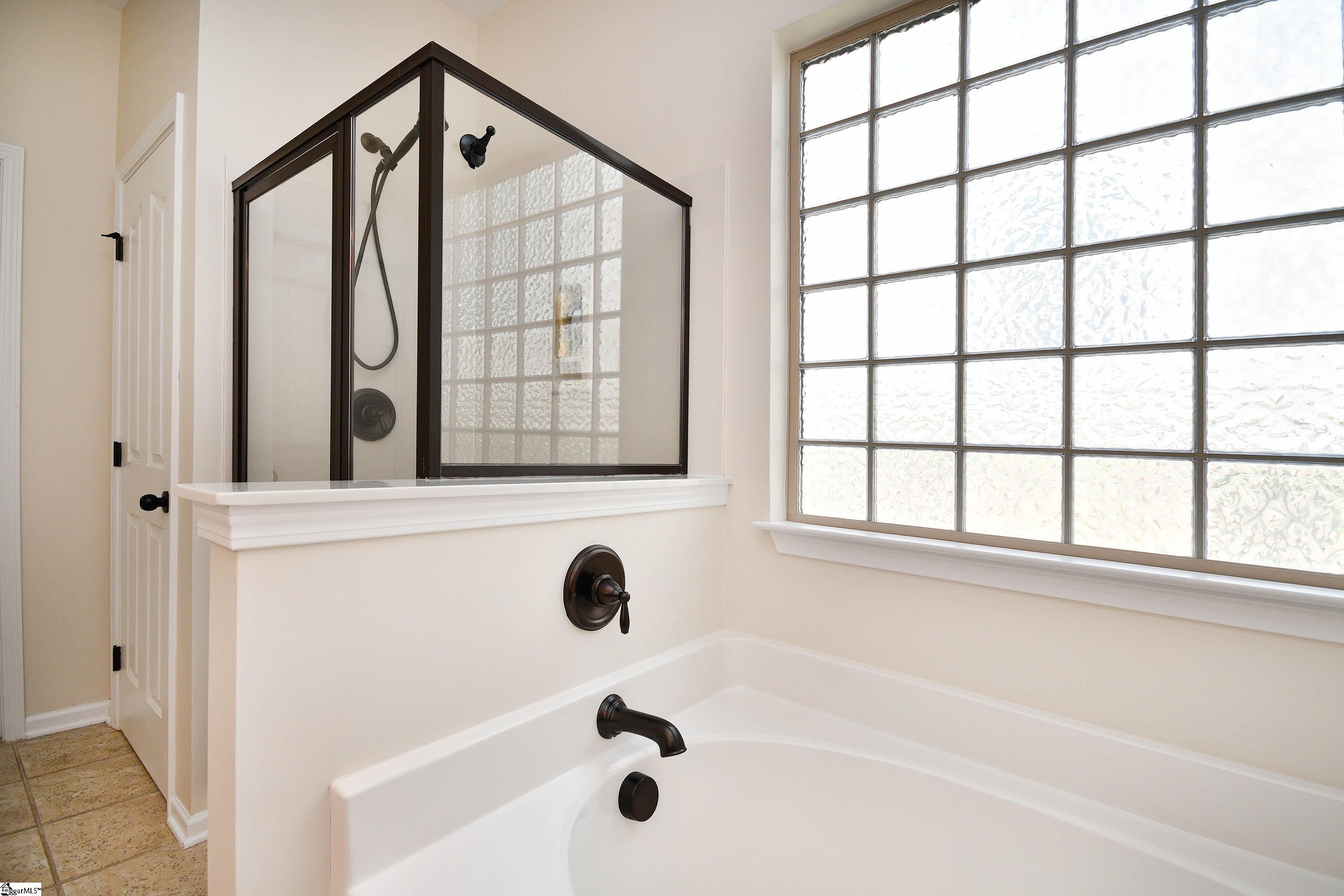 2 Jillian Lee Court Simpsonville, SC 29681
