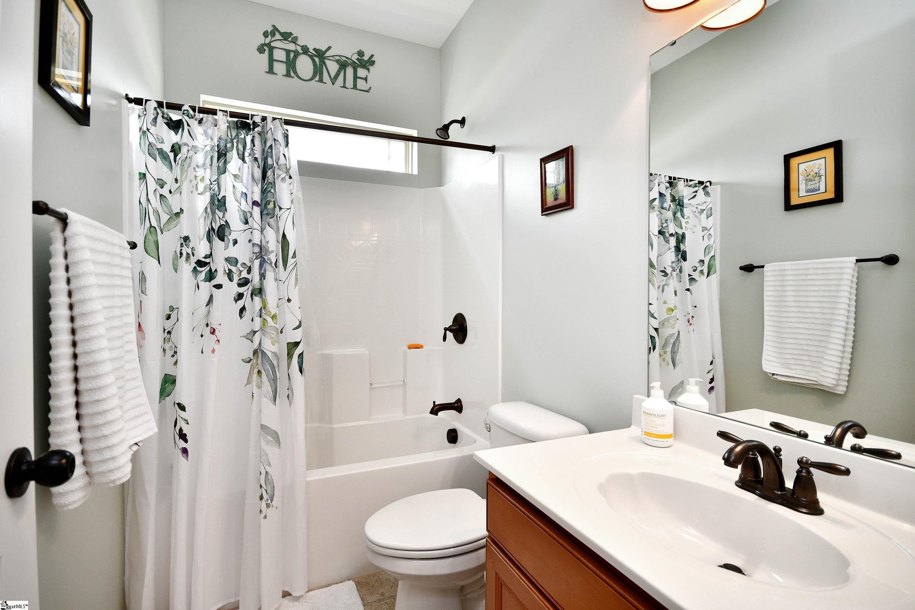 2 Jillian Lee Court Simpsonville, SC 29681