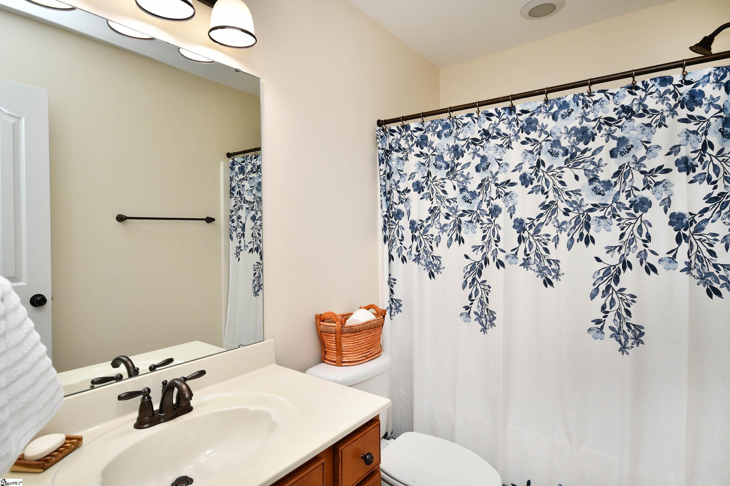 2 Jillian Lee Court Simpsonville, SC 29681