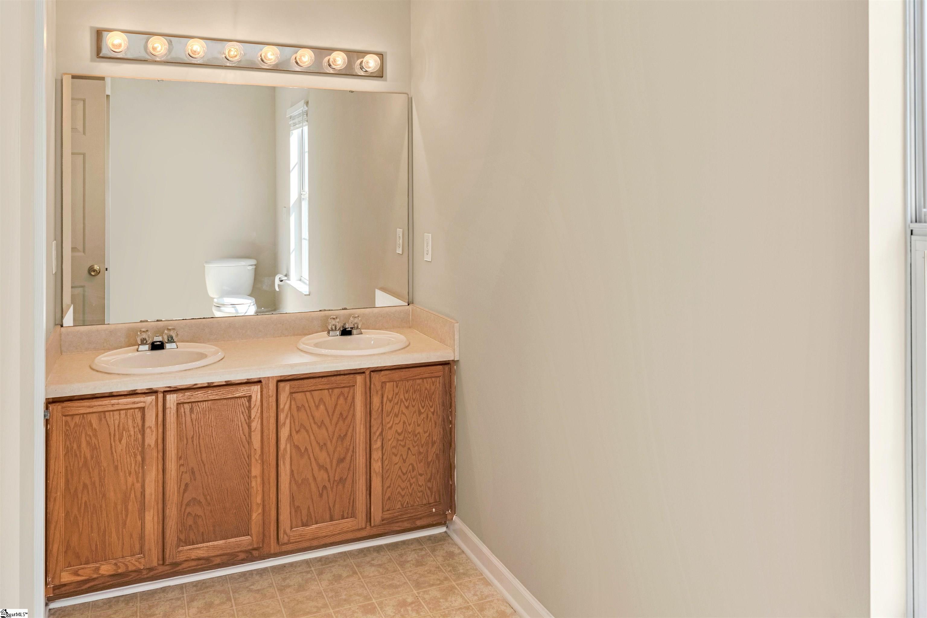 601 Sydney Court Simpsonville, SC 29680