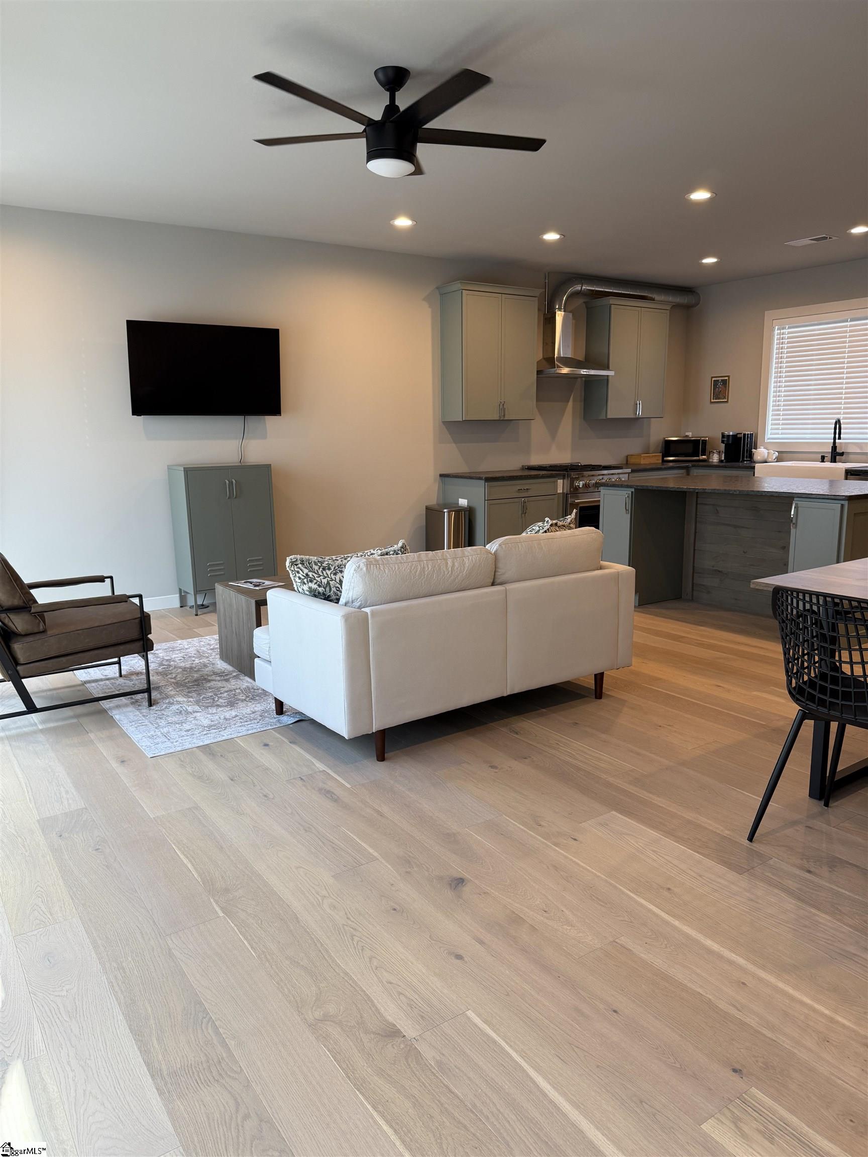 108 Textile Court Easley, SC 29640
