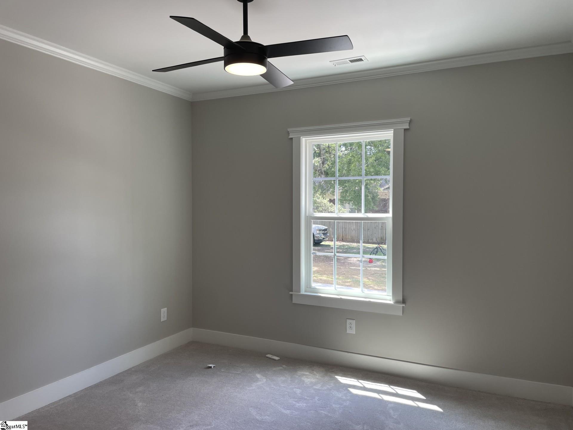 816 E Carolina Avenue Clinton, SC 29325