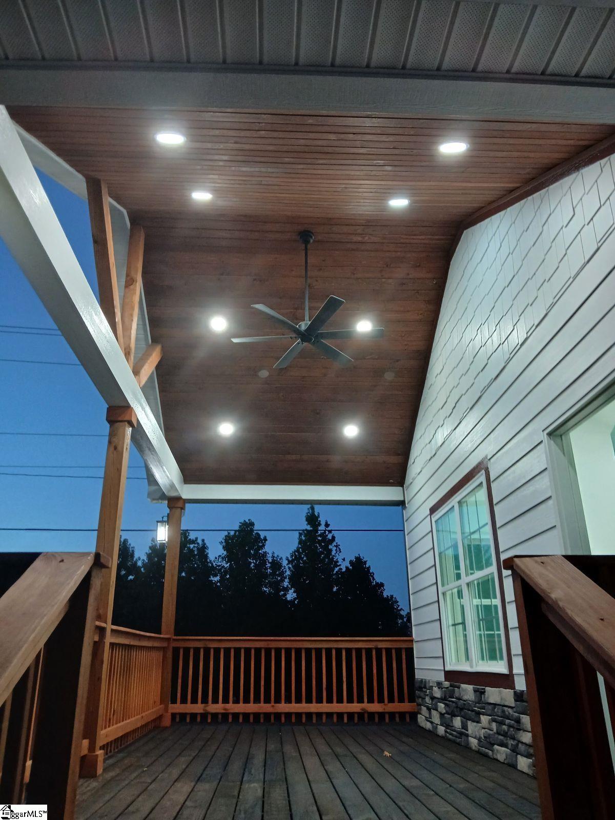 816 E Carolina Avenue Clinton, SC 29325