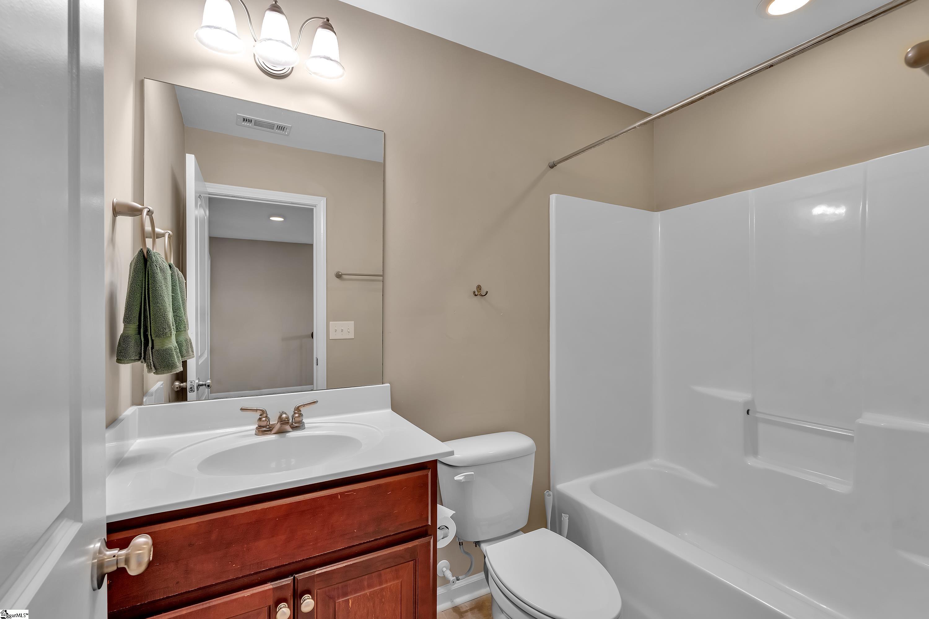 184 Shady Grove Drive Simpsonville, SC 29681