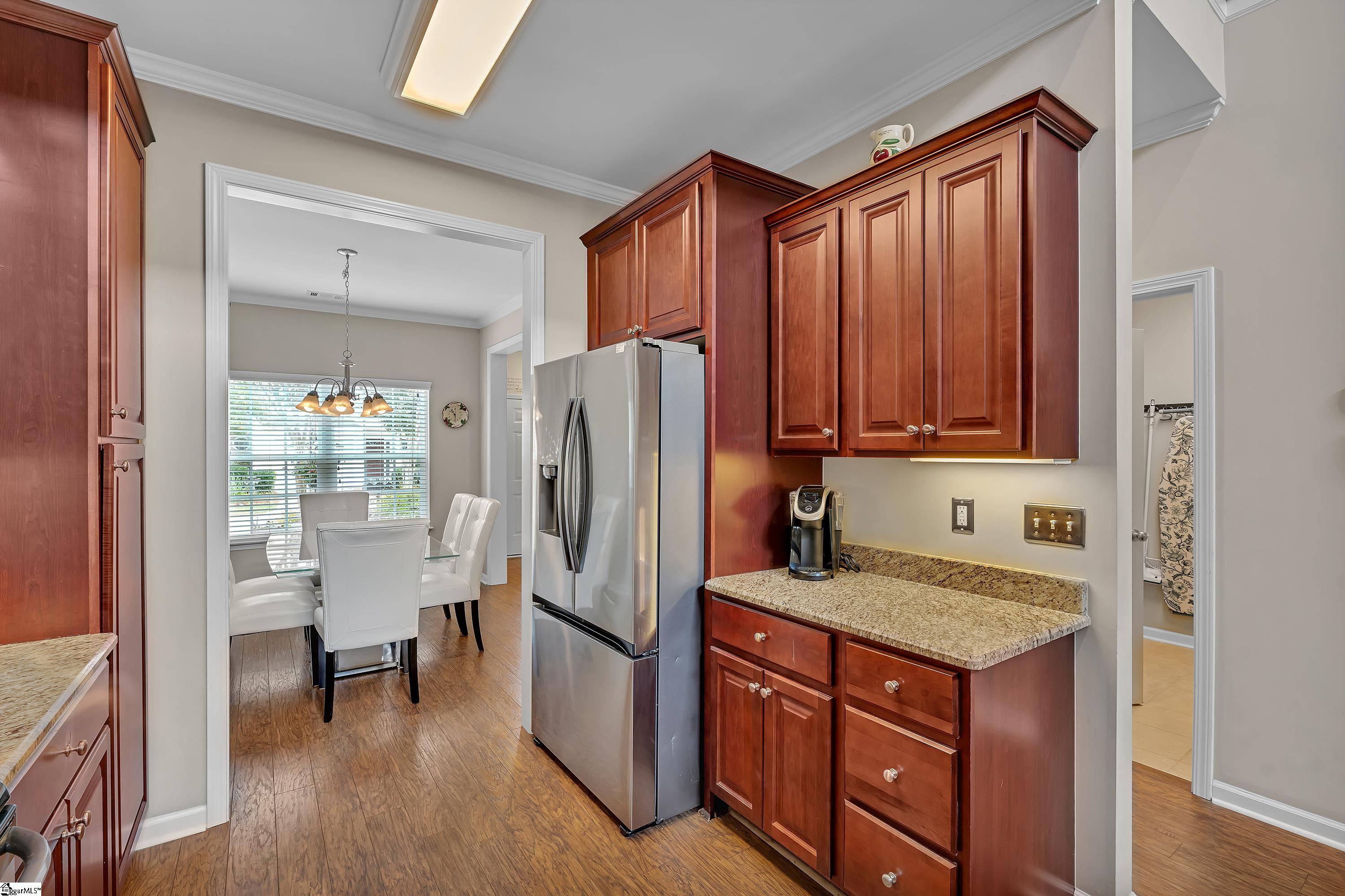 184 Shady Grove Drive Simpsonville, SC 29681