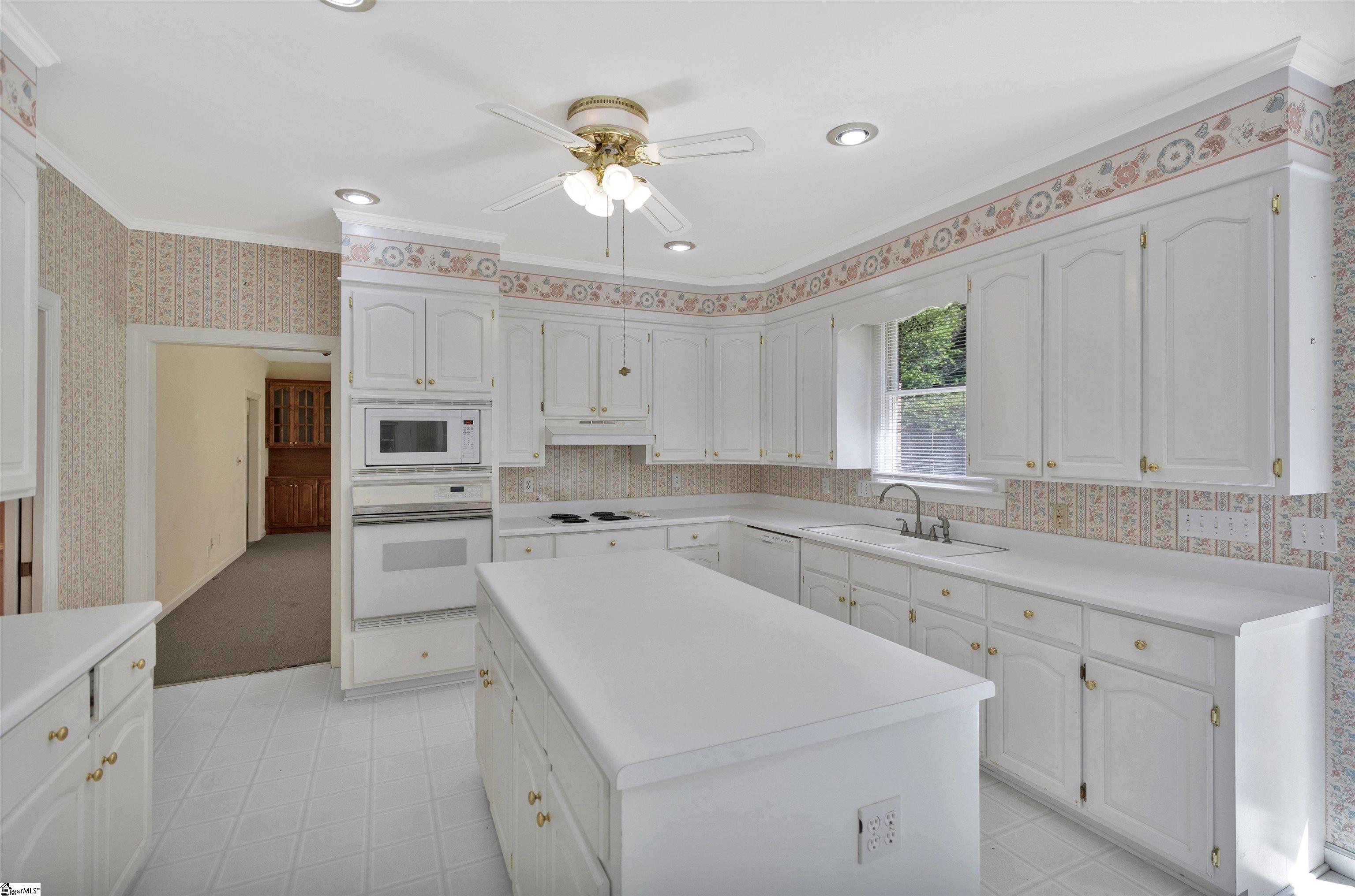 1000 Meadow Lane Anderson, SC 29621