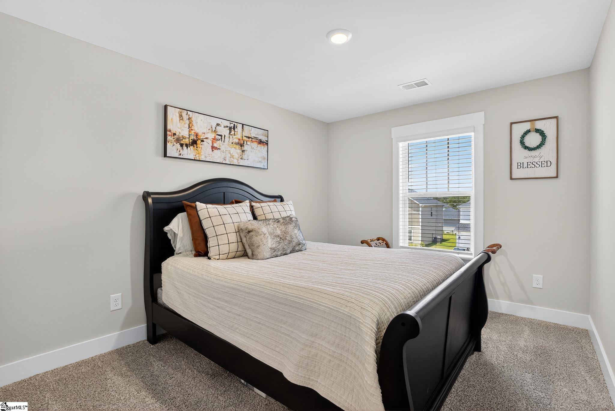 10 Shorncliffe Road Simpsonville, SC 29680