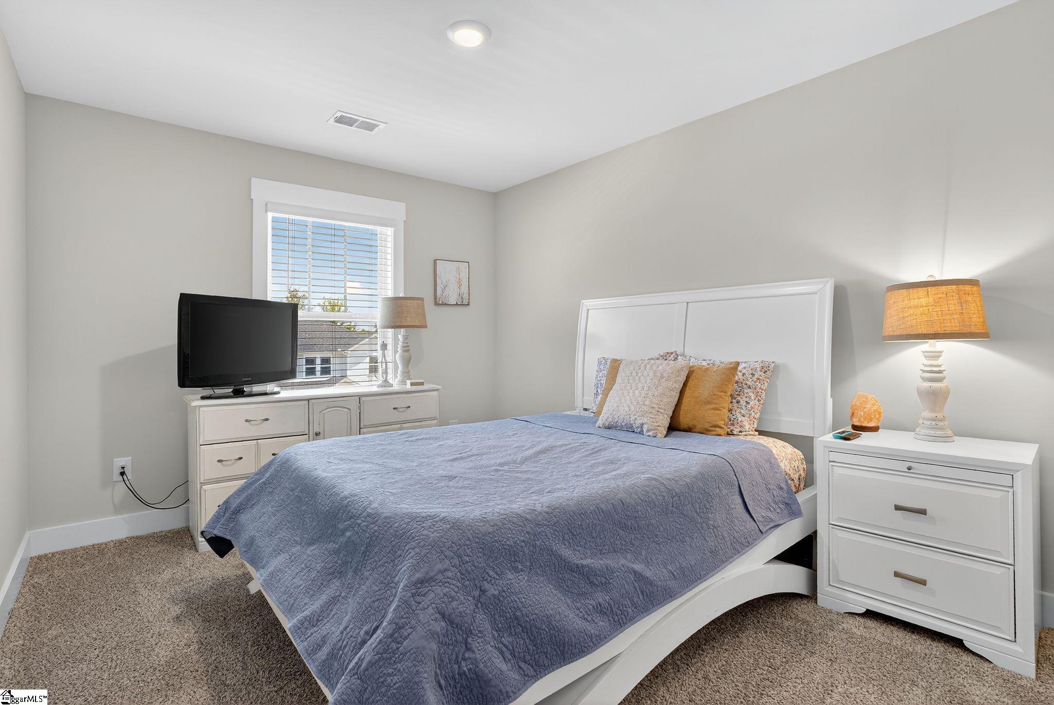 10 Shorncliffe Road Simpsonville, SC 29680