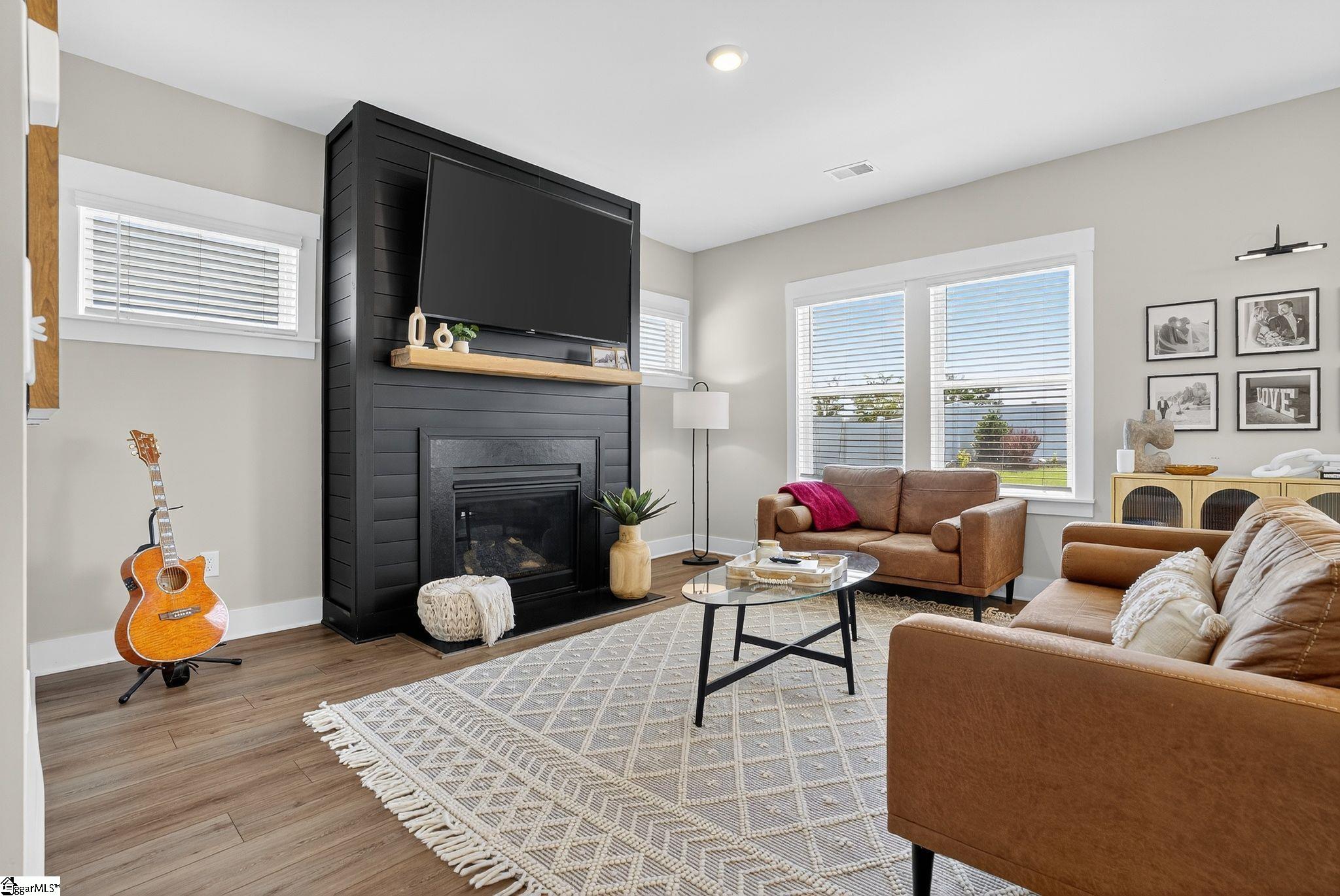 10 Shorncliffe Road Simpsonville, SC 29680