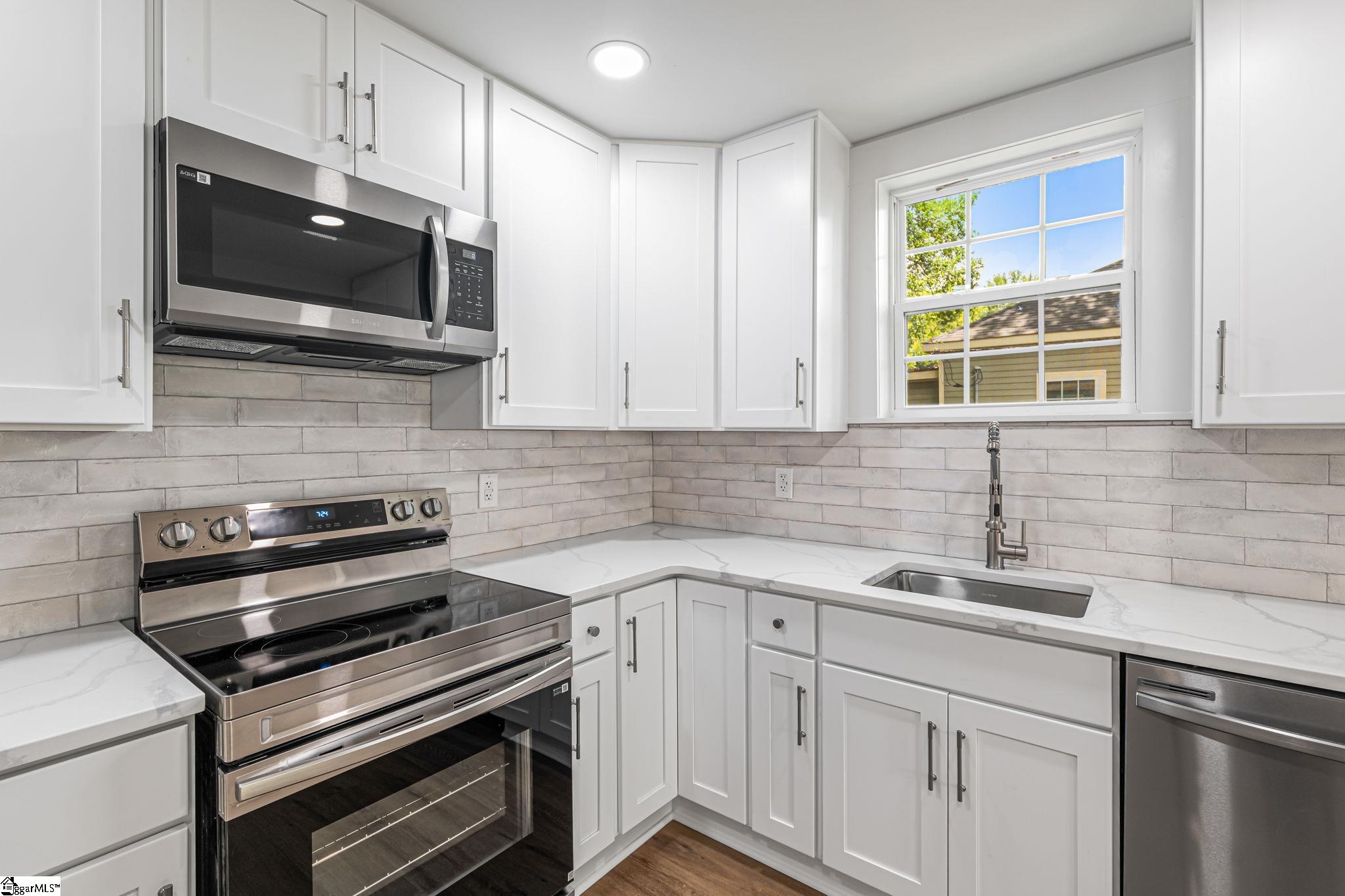 20 Lyncrest Street Greenville, SC 29611