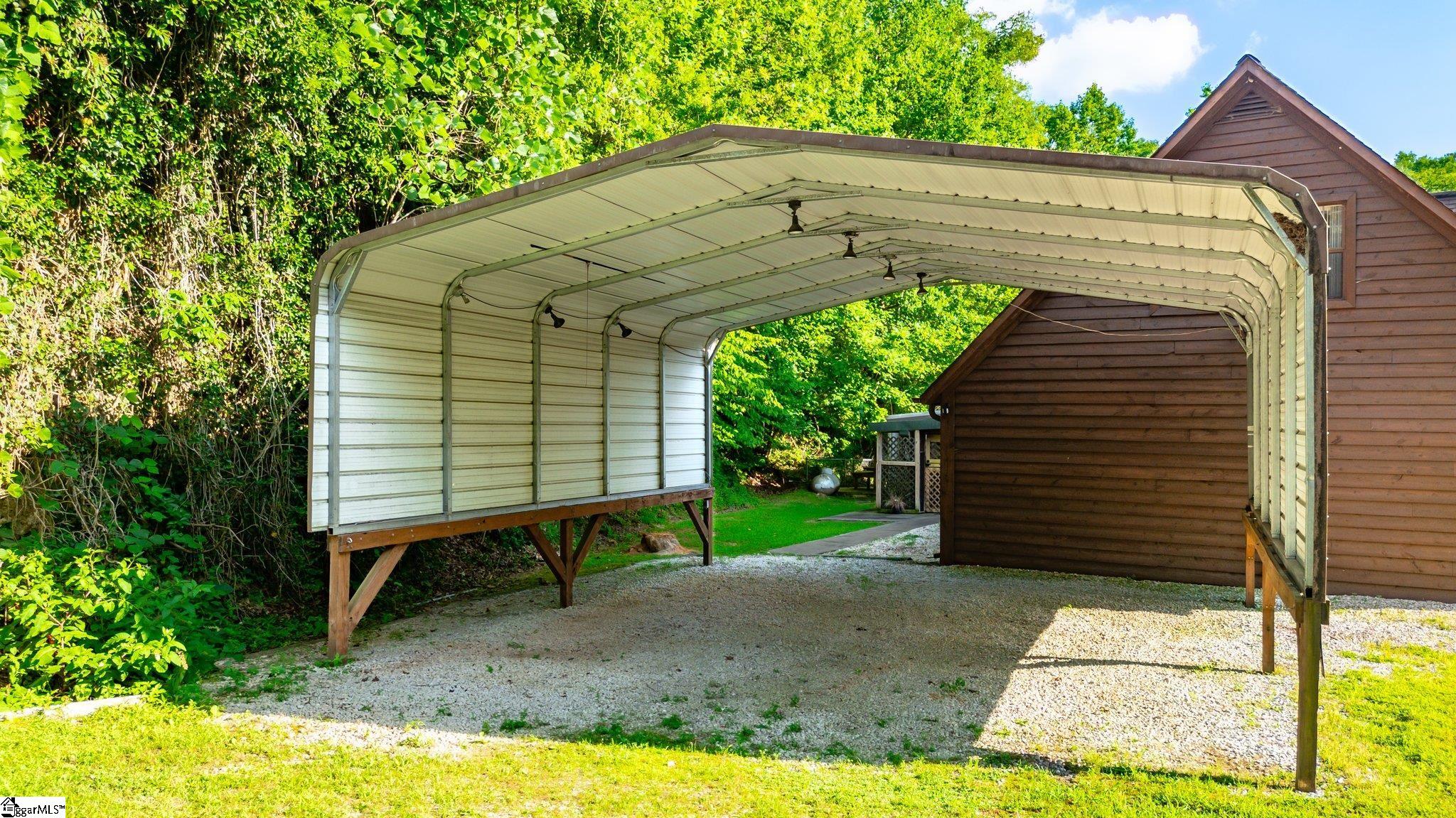 204 Cedar Road Marietta, SC 29661