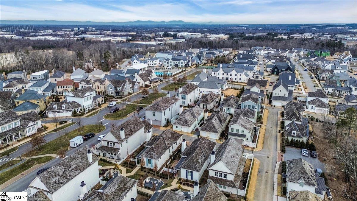 6 Bristow Drive Greenville, SC 29615