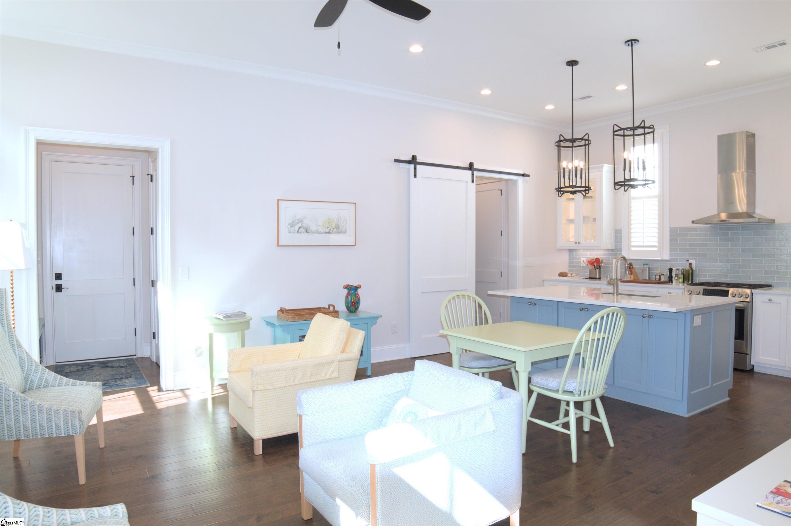 6 Bristow Drive Greenville, SC 29615