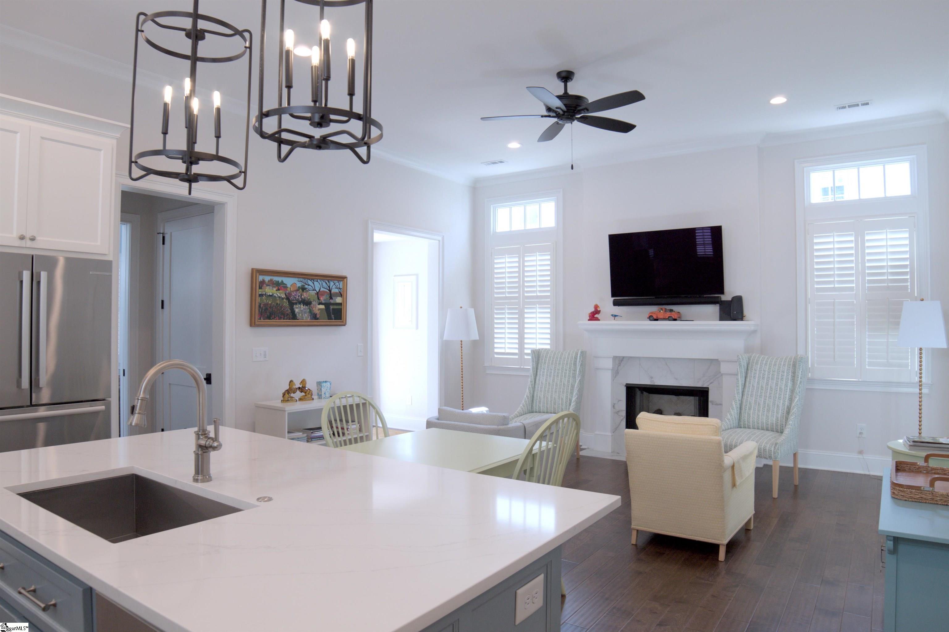 6 Bristow Drive Greenville, SC 29615