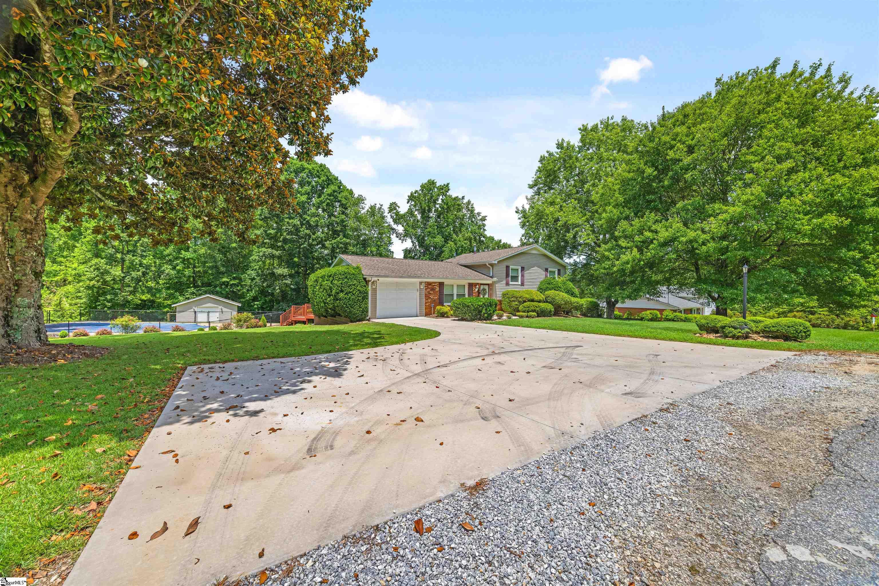 223 E Powers Drive Easley, SC 29640