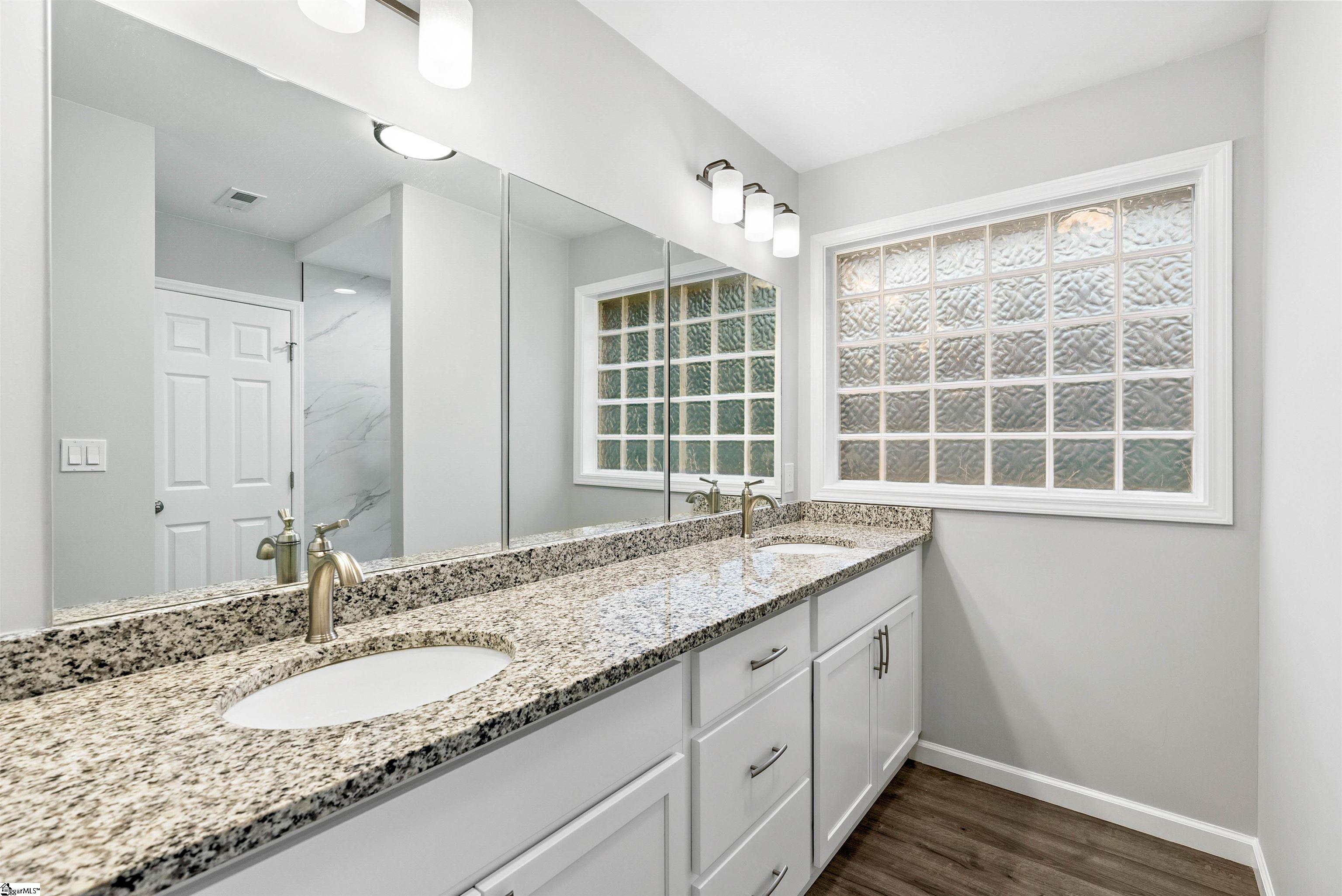 102 Hidden Ridge Drive Spartanburg, SC 29301