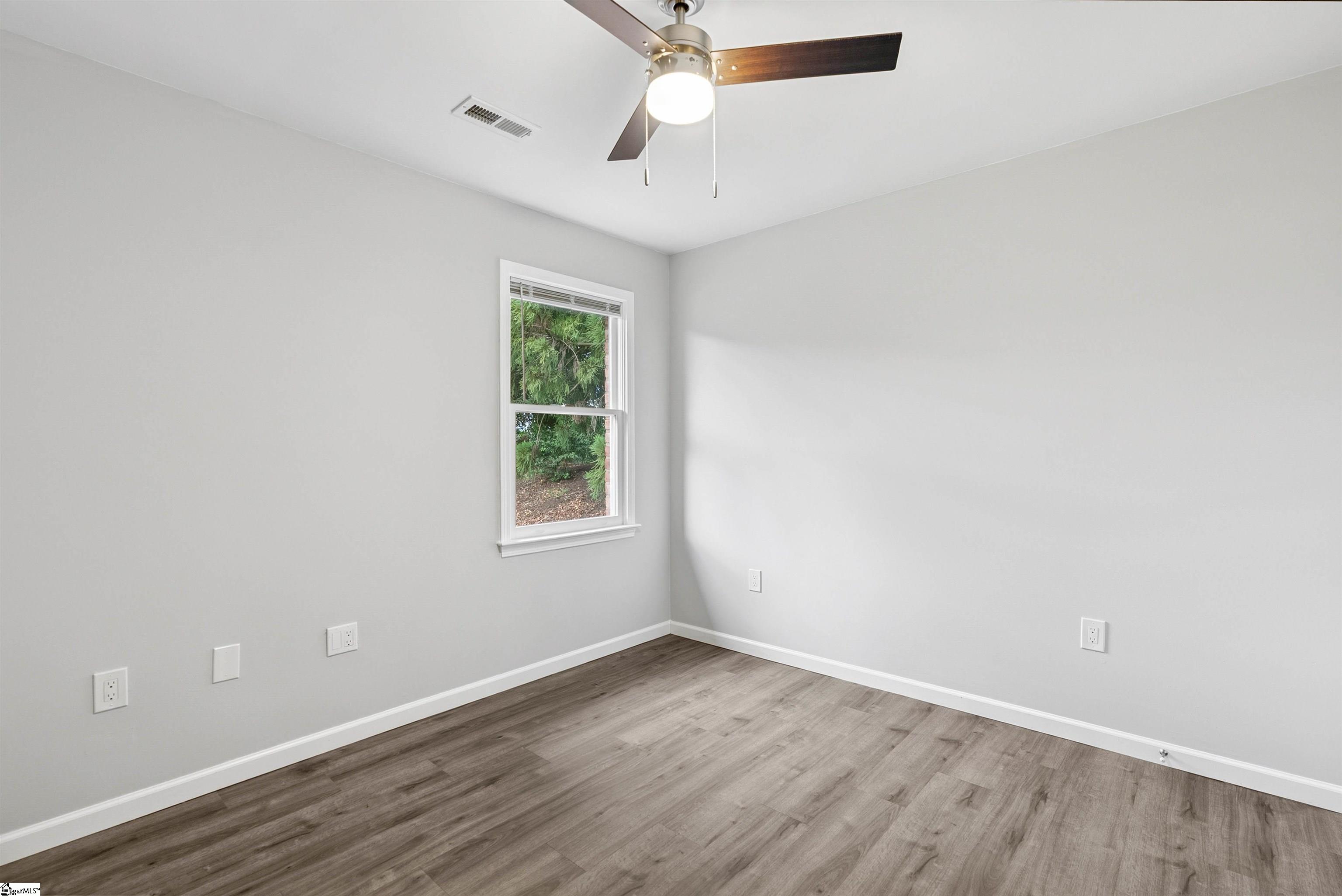 102 Hidden Ridge Drive Spartanburg, SC 29301