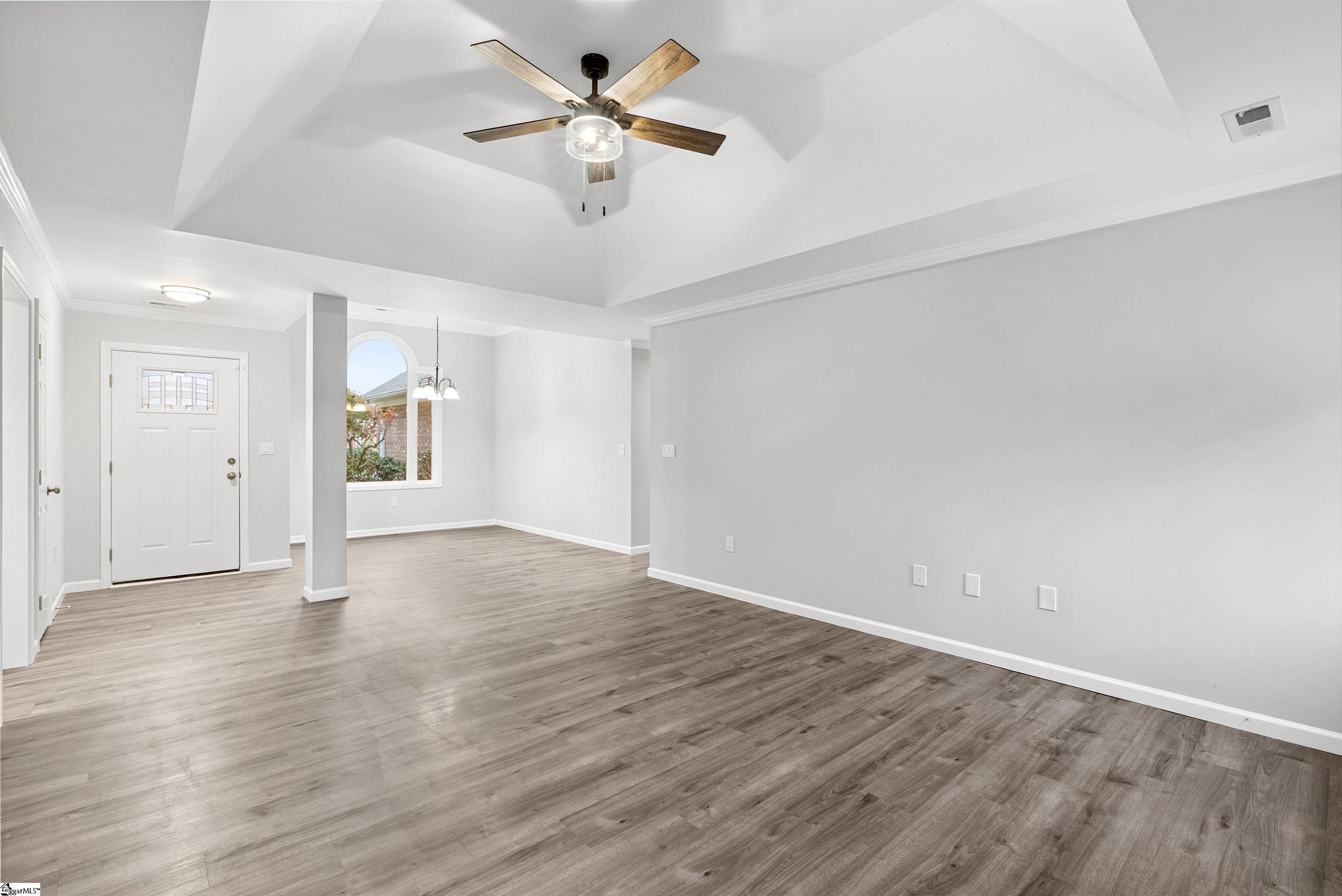 102 Hidden Ridge Drive Spartanburg, SC 29301