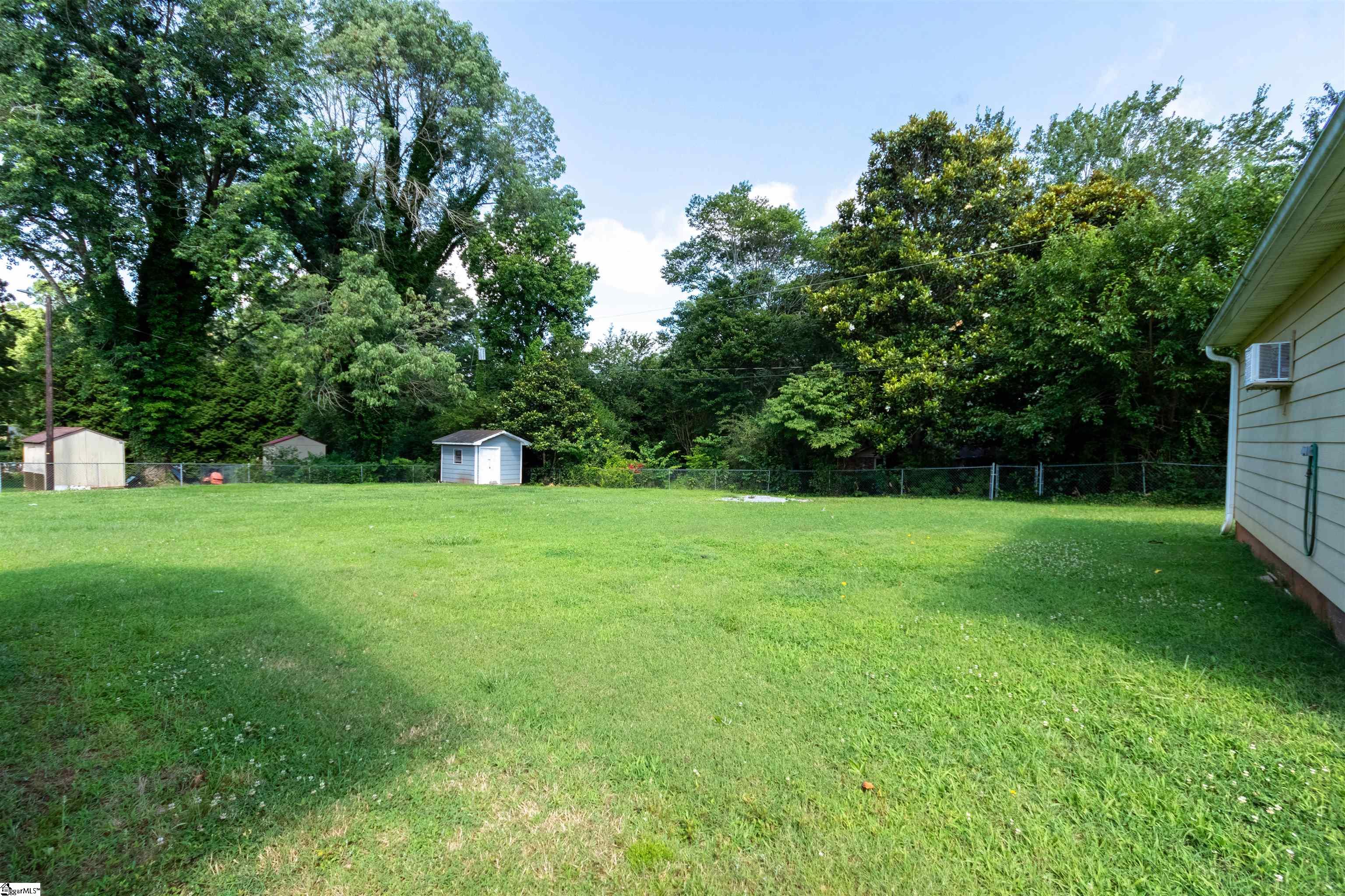 315 Lowndes Drive Spartanburg, SC 29307