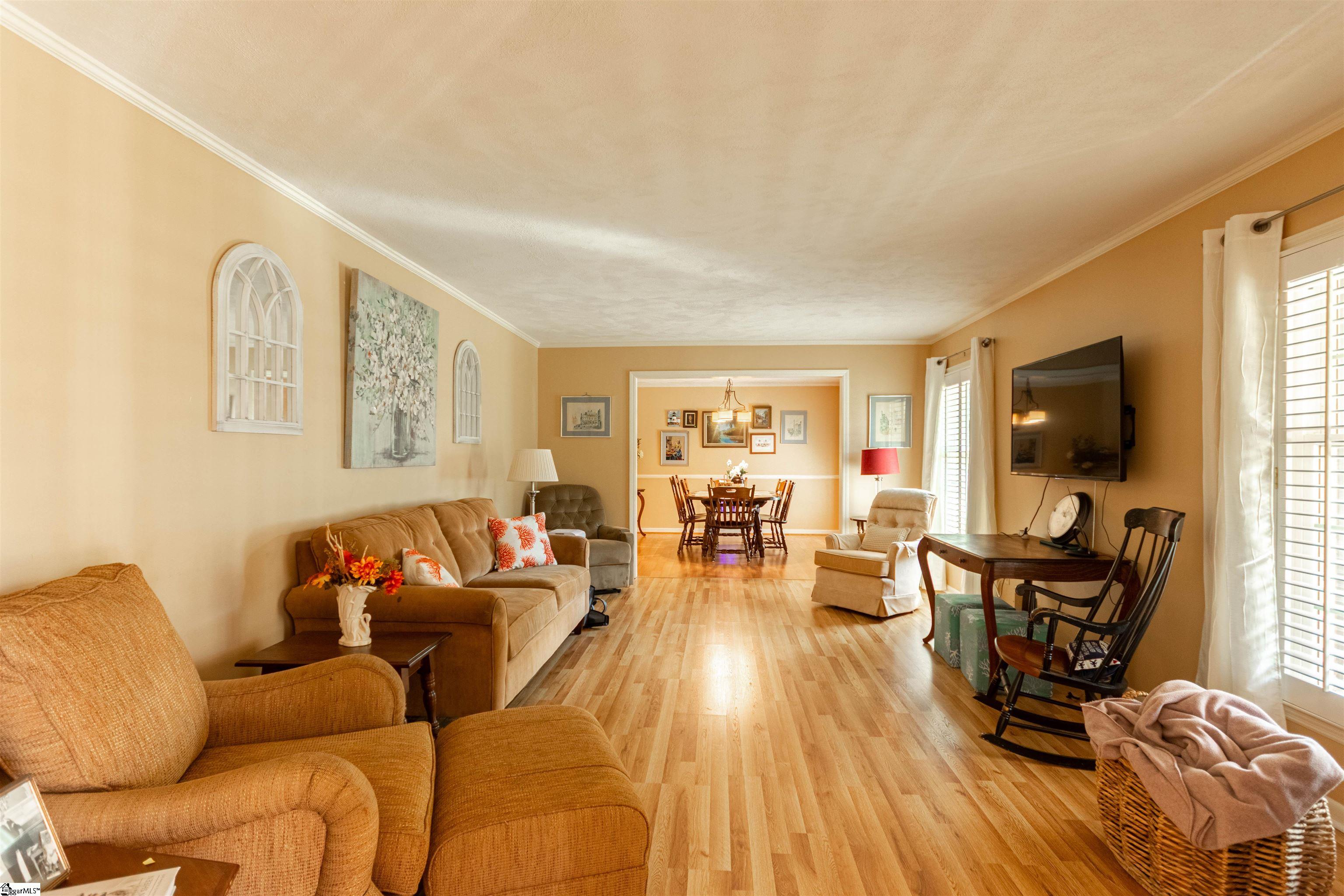 315 Lowndes Drive Spartanburg, SC 29307