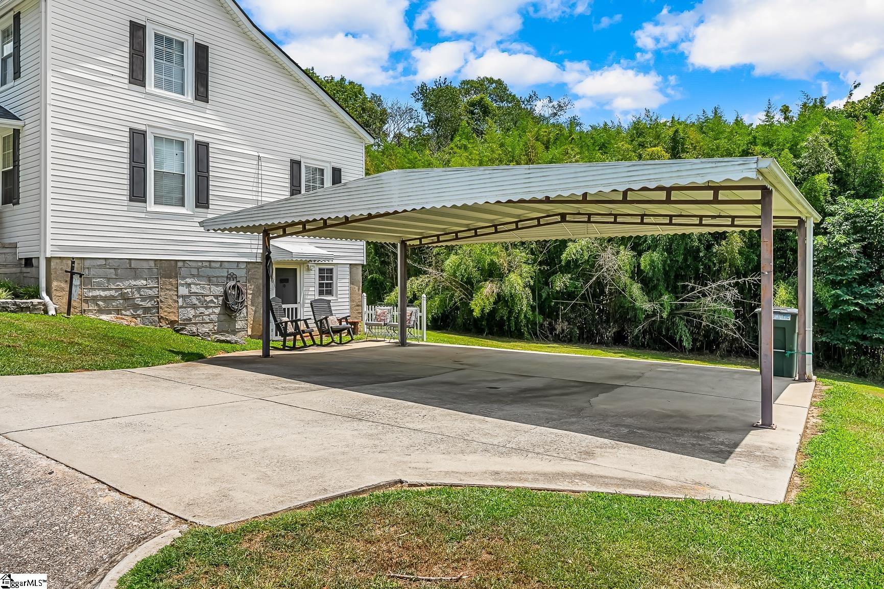 22 Hammett Street Piedmont, SC 29673
