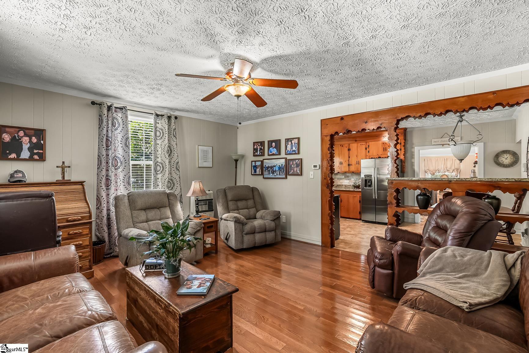 22 Hammett Street Piedmont, SC 29673
