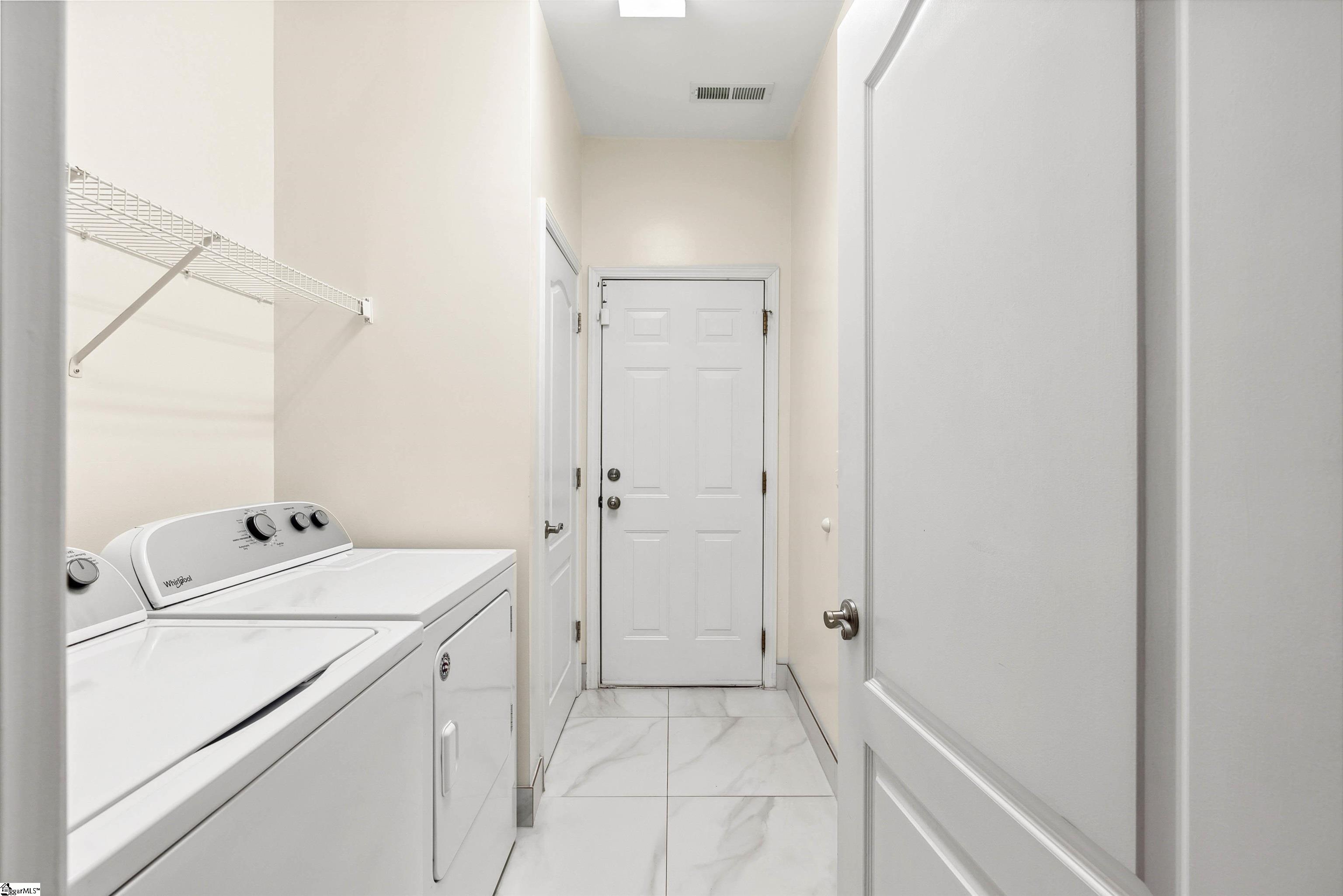 822 Ashmont Lane Boiling Springs, SC 29316