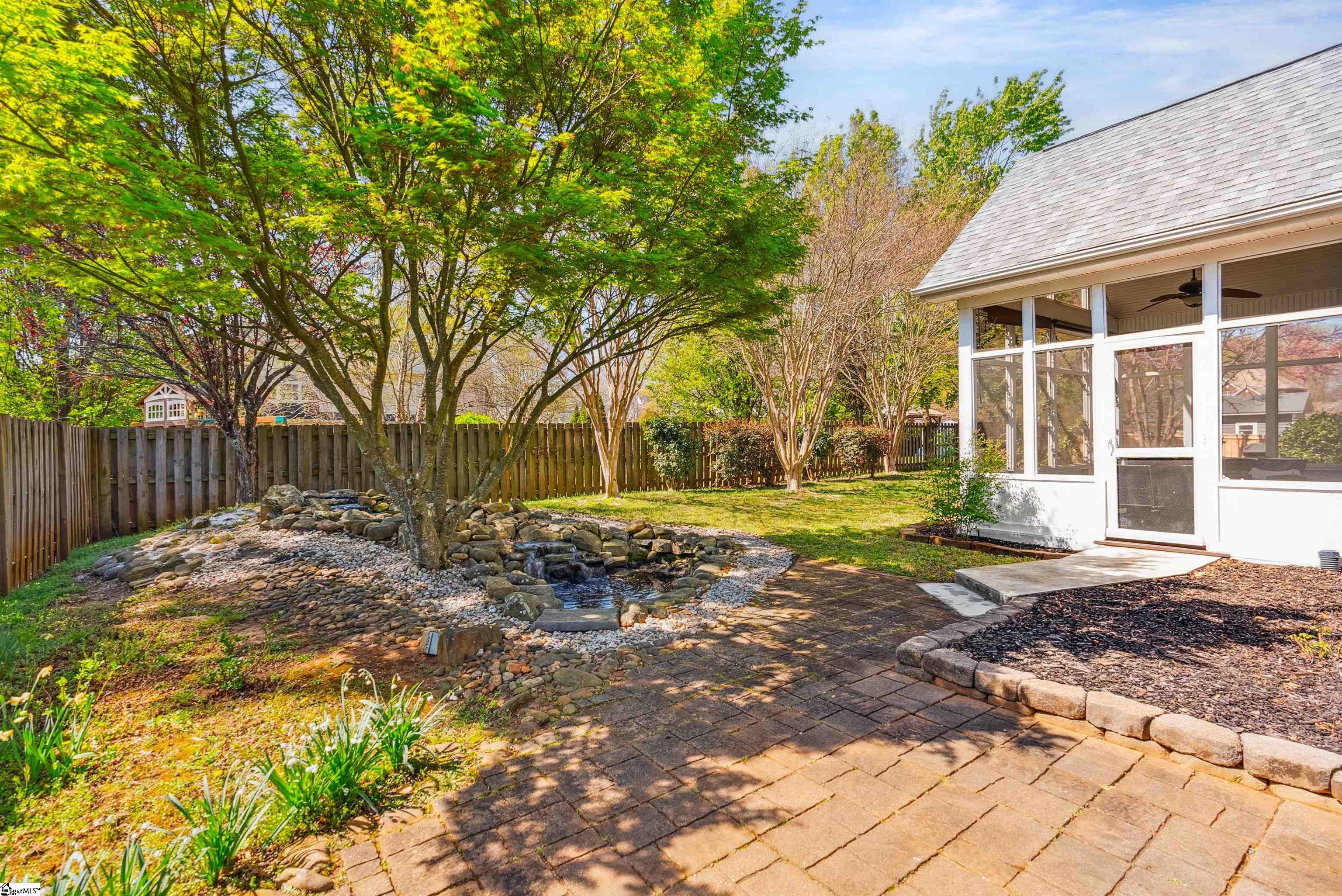 822 Ashmont Lane Boiling Springs, SC 29316