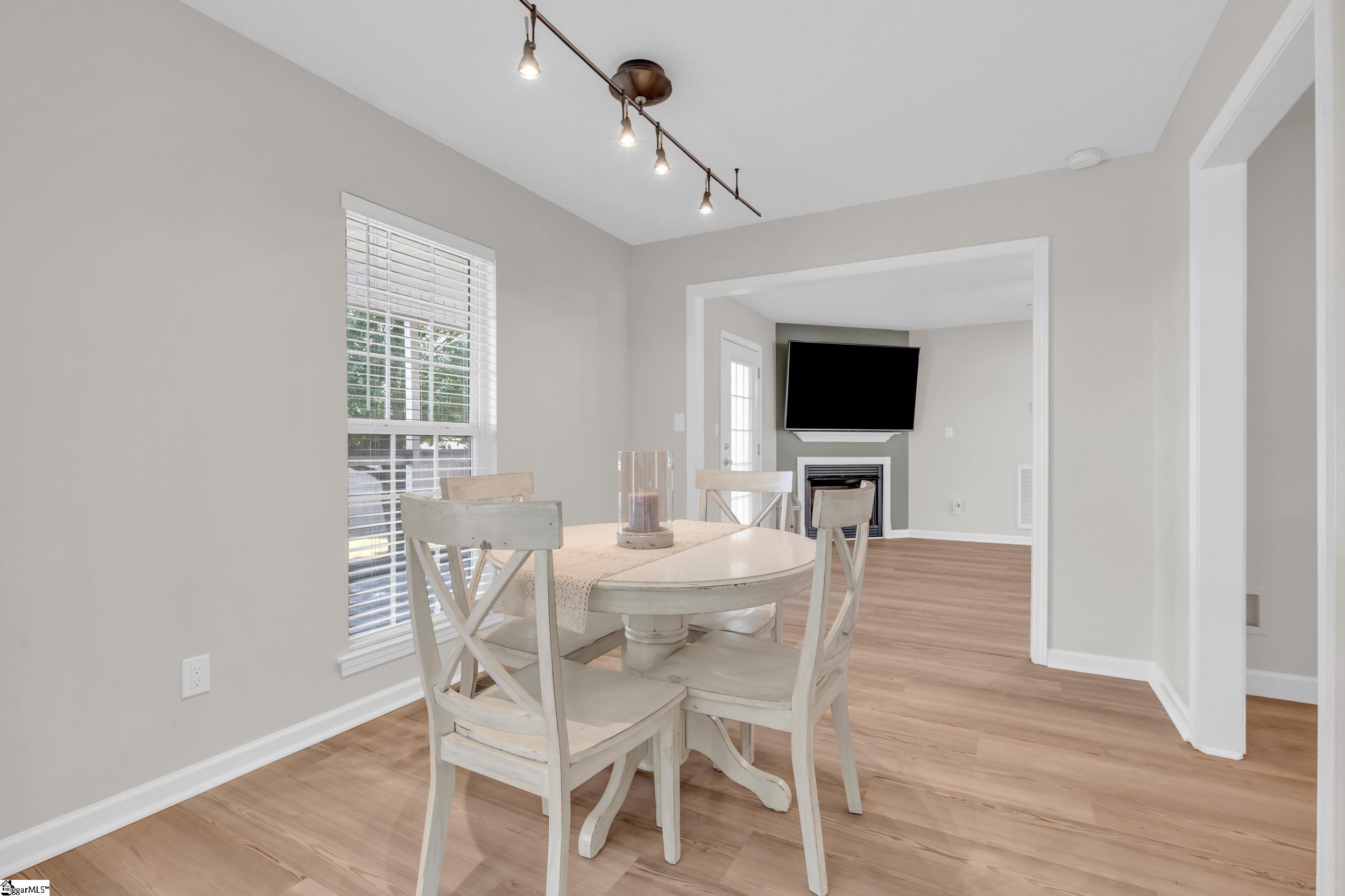 330 Split Oak Lane Inman, SC 29349