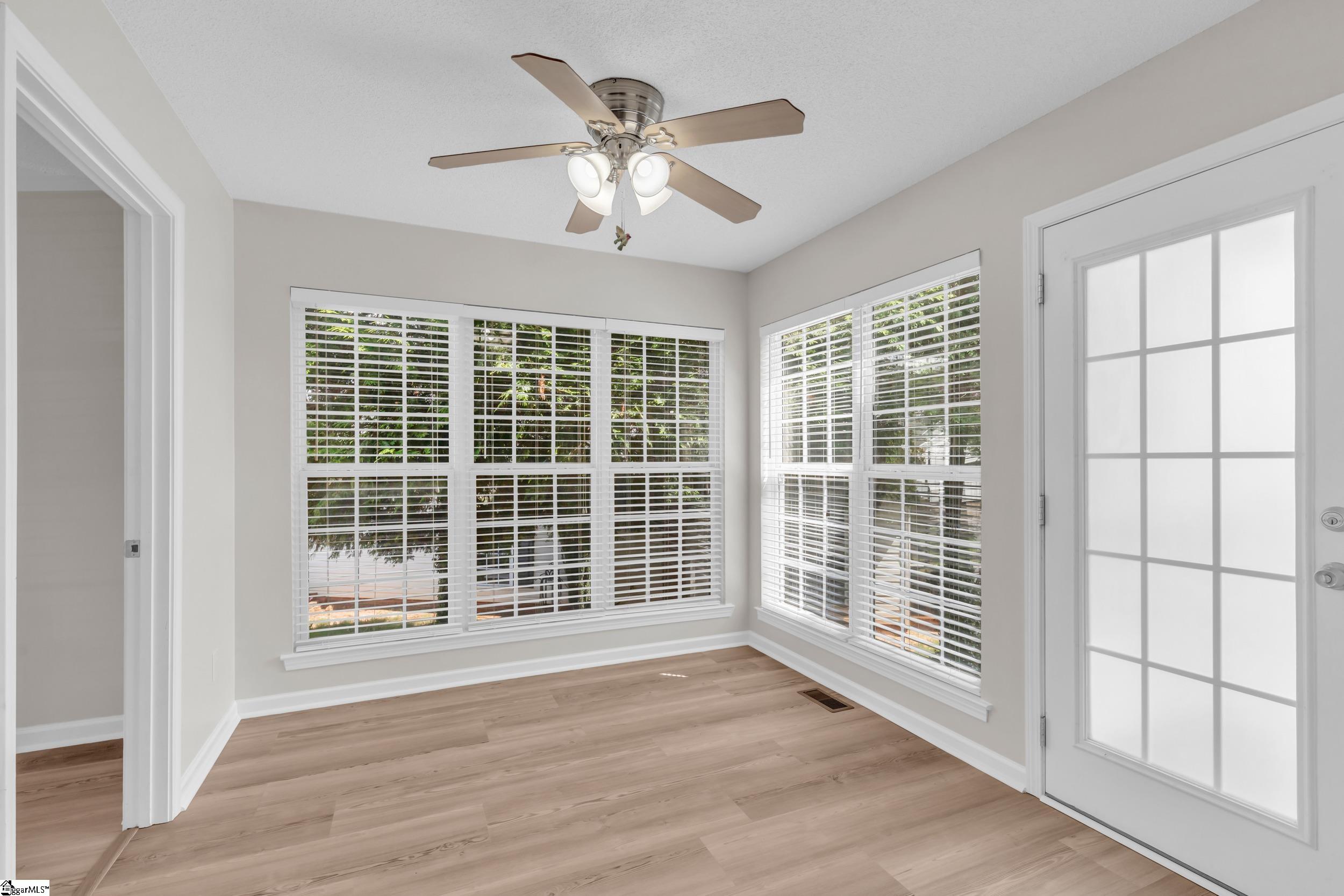 330 Split Oak Lane Inman, SC 29349