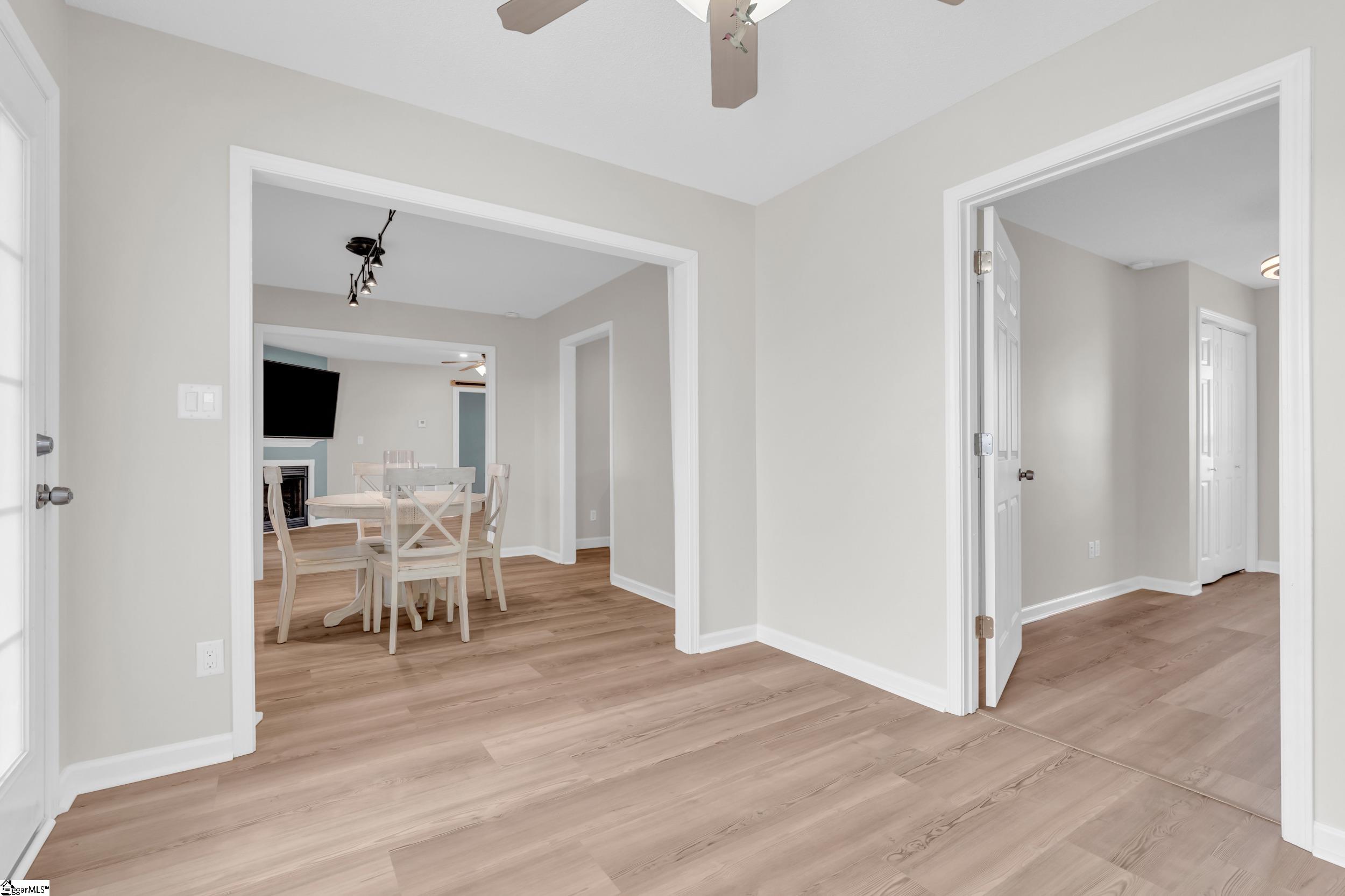330 Split Oak Lane Inman, SC 29349