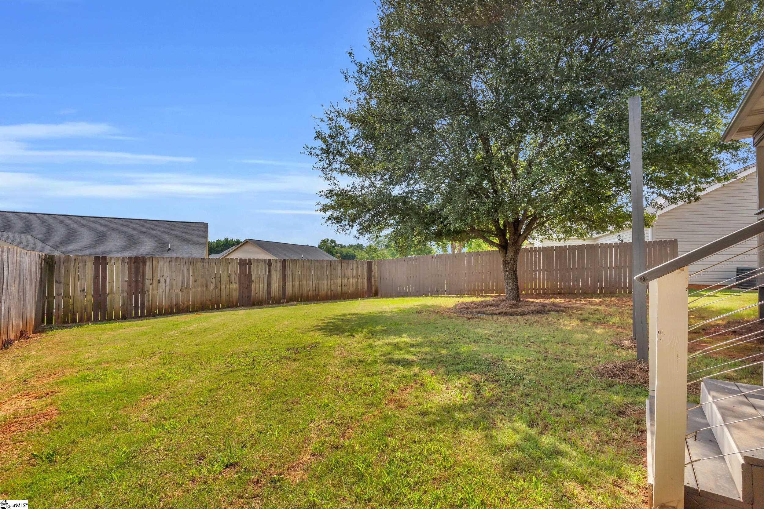 330 Split Oak Lane Inman, SC 29349