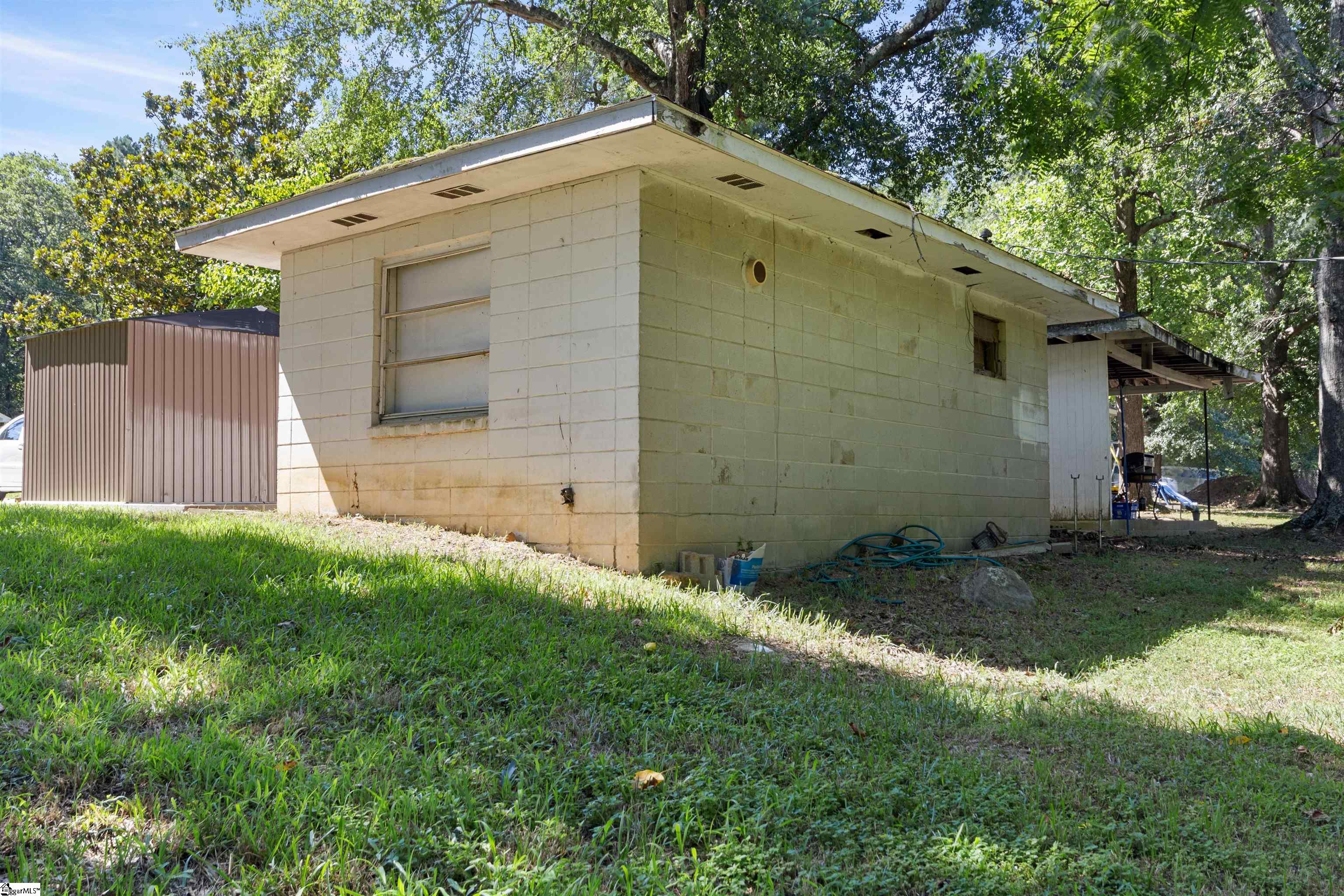 326 Murrell Road Greenville, SC 29605