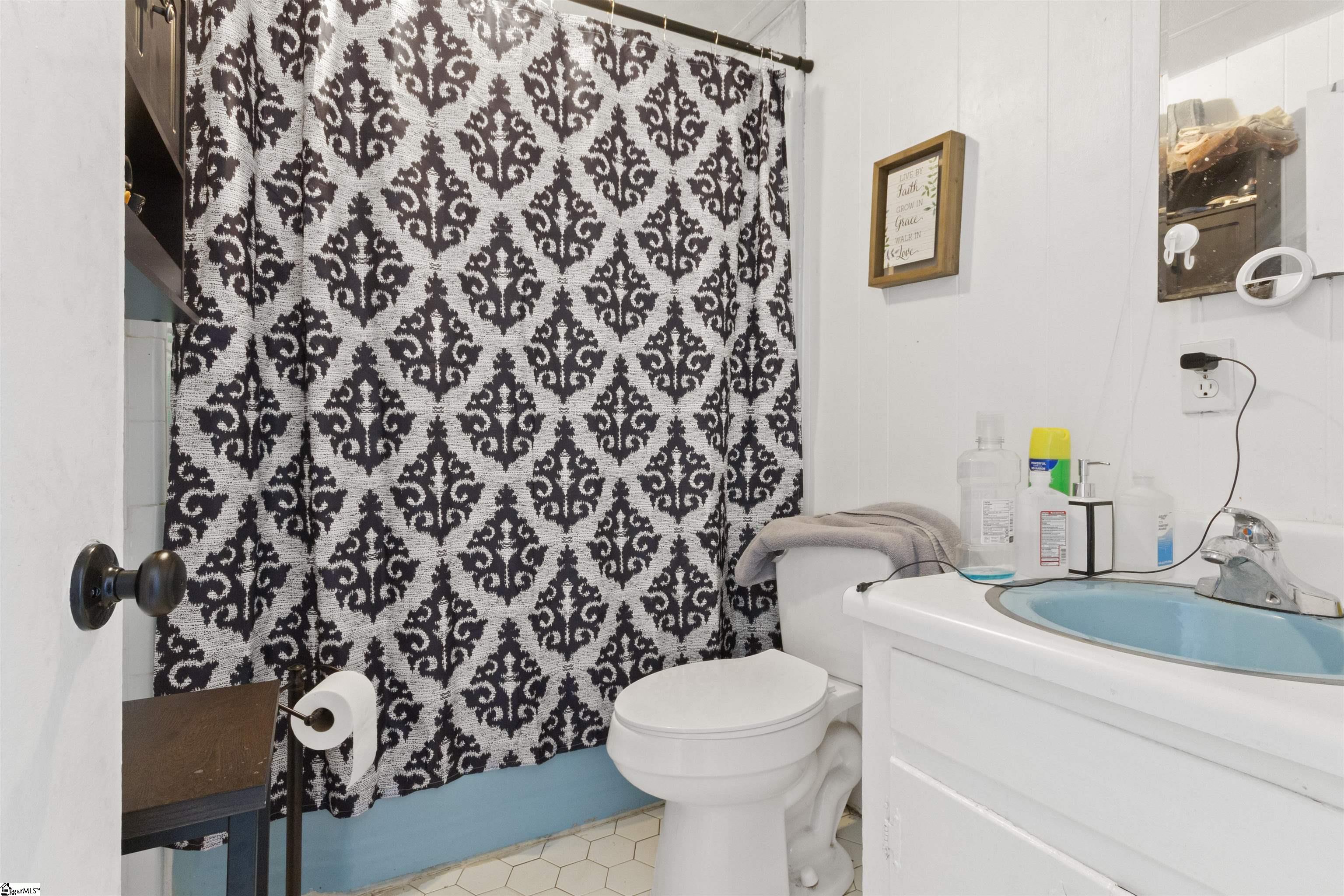 326 Murrell Road Greenville, SC 29605