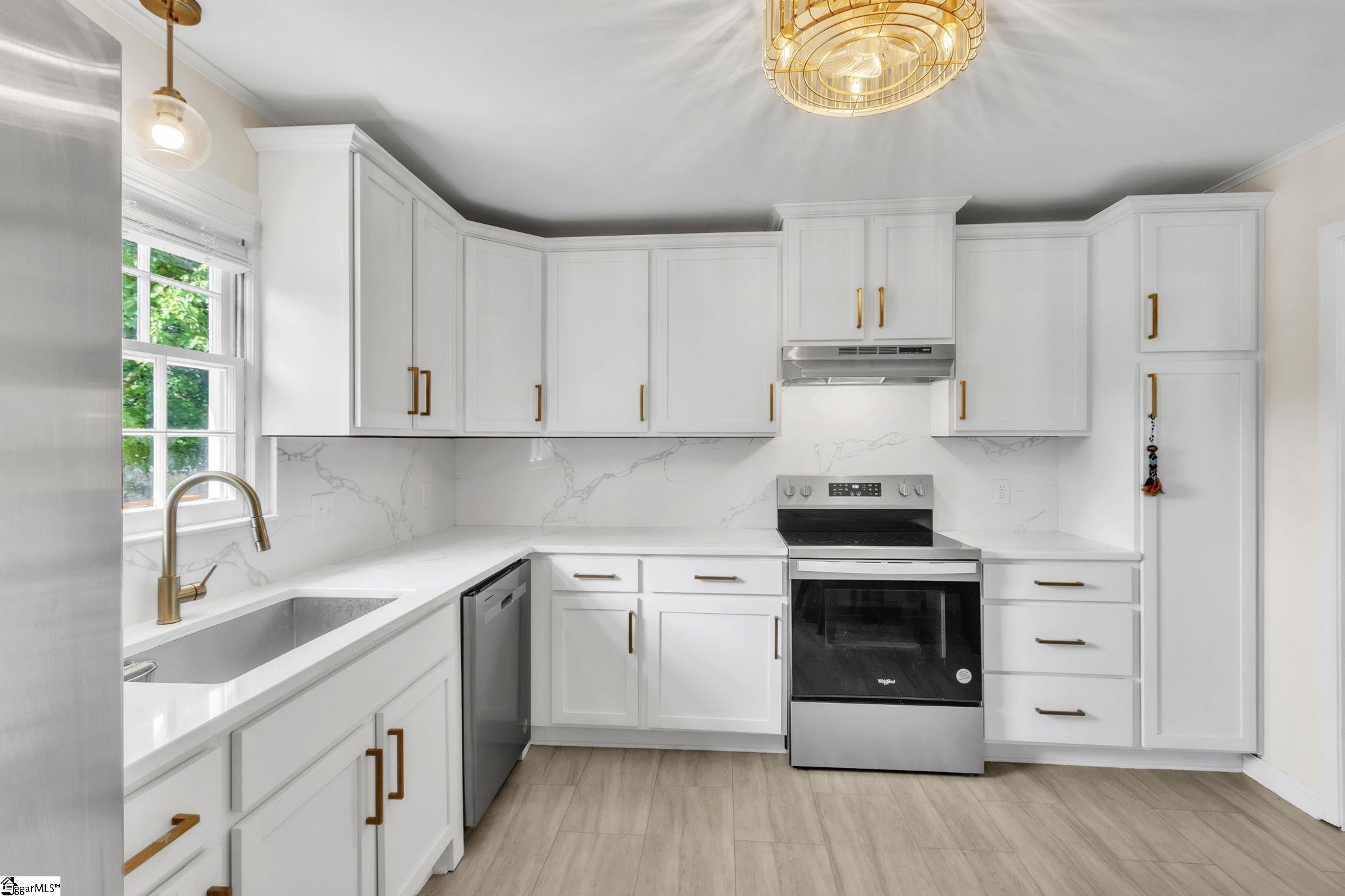 604 Hudson Road Greenville, SC 29615